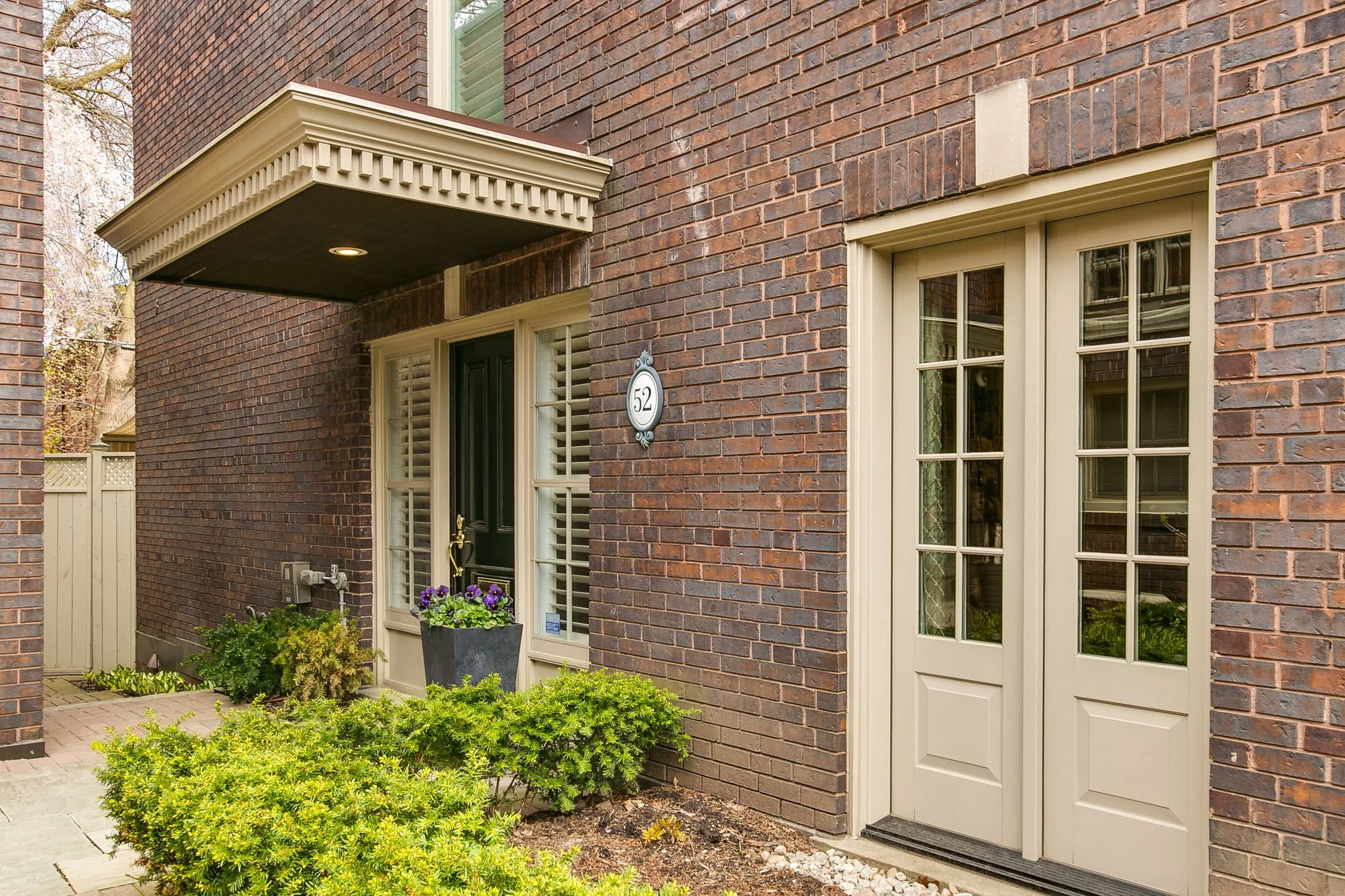 10-web-or-mls-1_009_Exterior Front.jpg