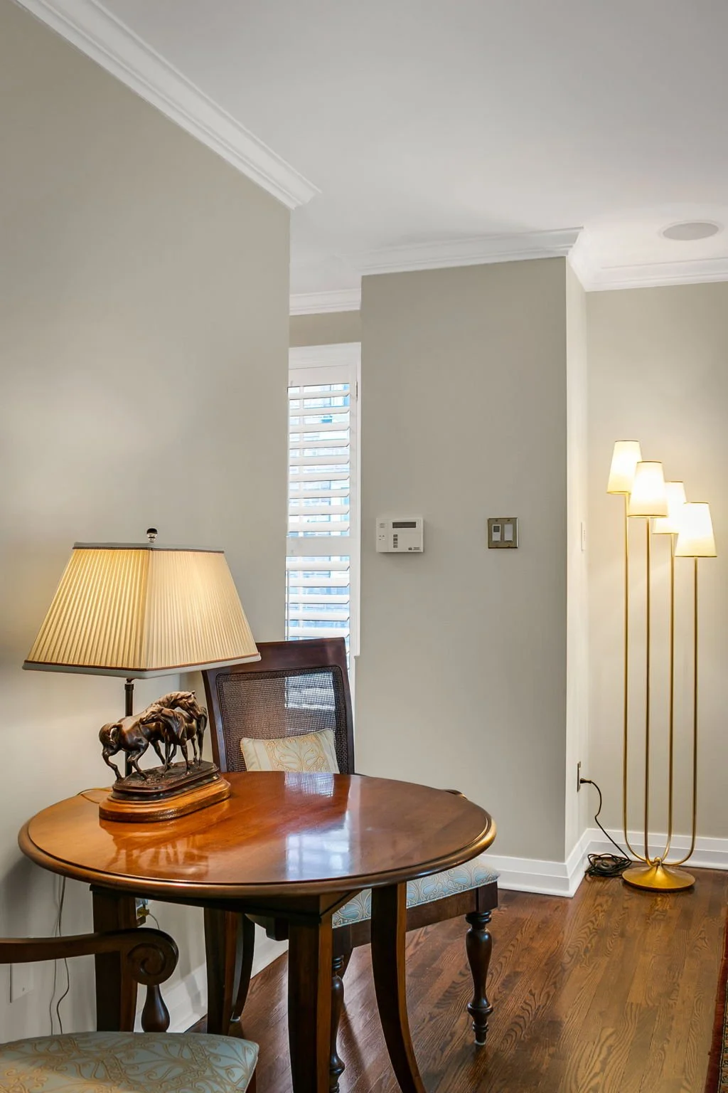 25-web-or-mls-8_013_Living Room.jpg