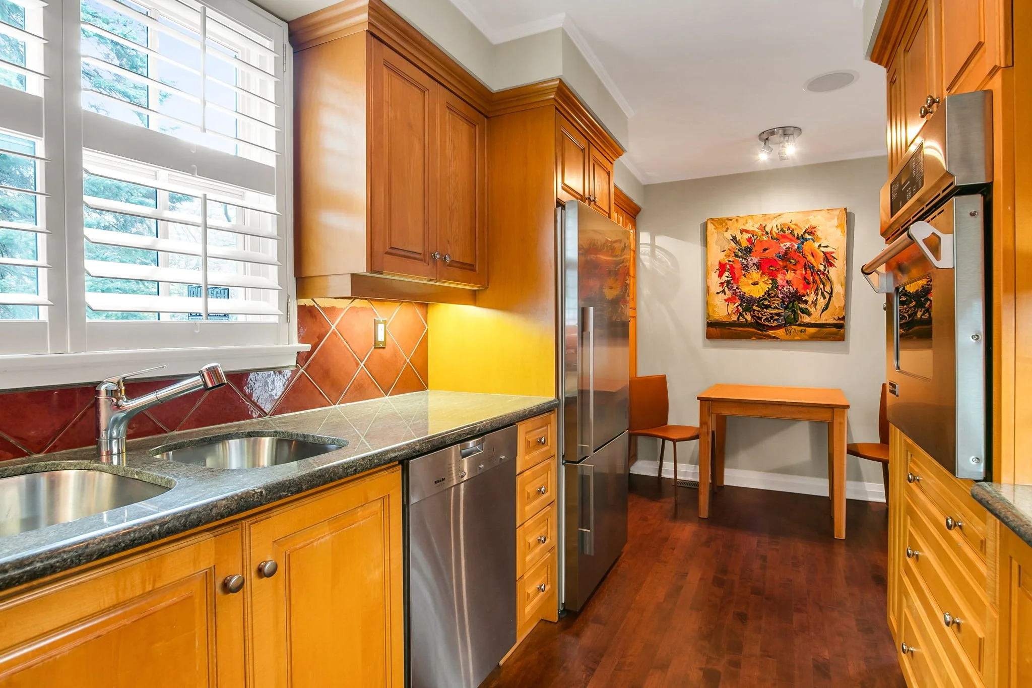 37-web-or-mls-15_004_Kitchen.jpg