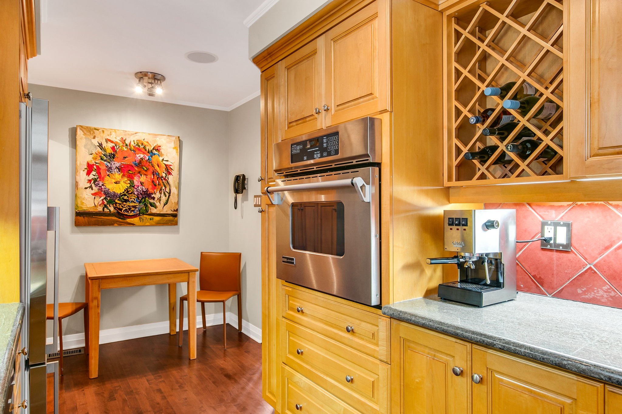 38-web-or-mls-15_005_Kitchen.jpg