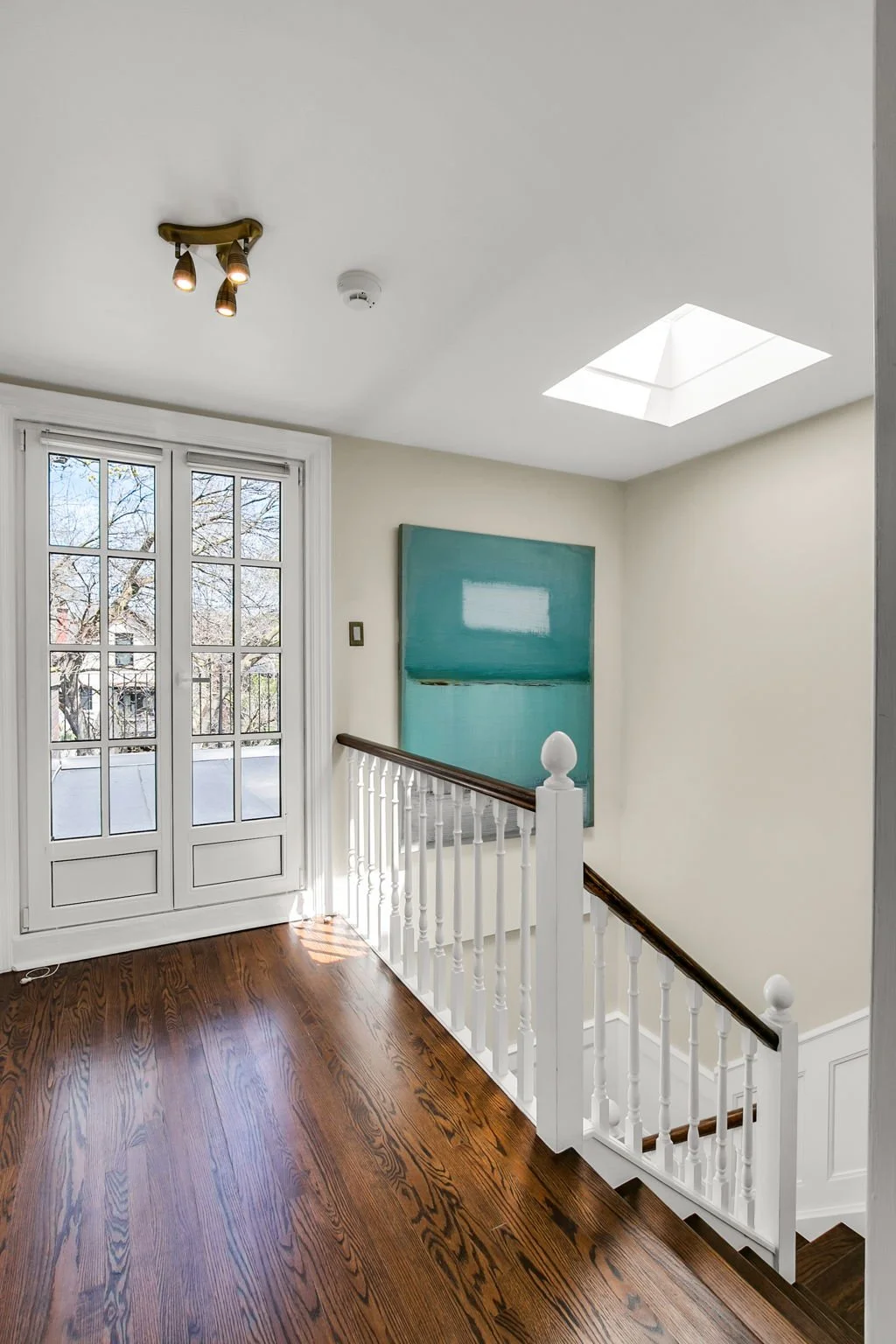 65-web-or-mls-31_003_Upper Hallway.jpg
