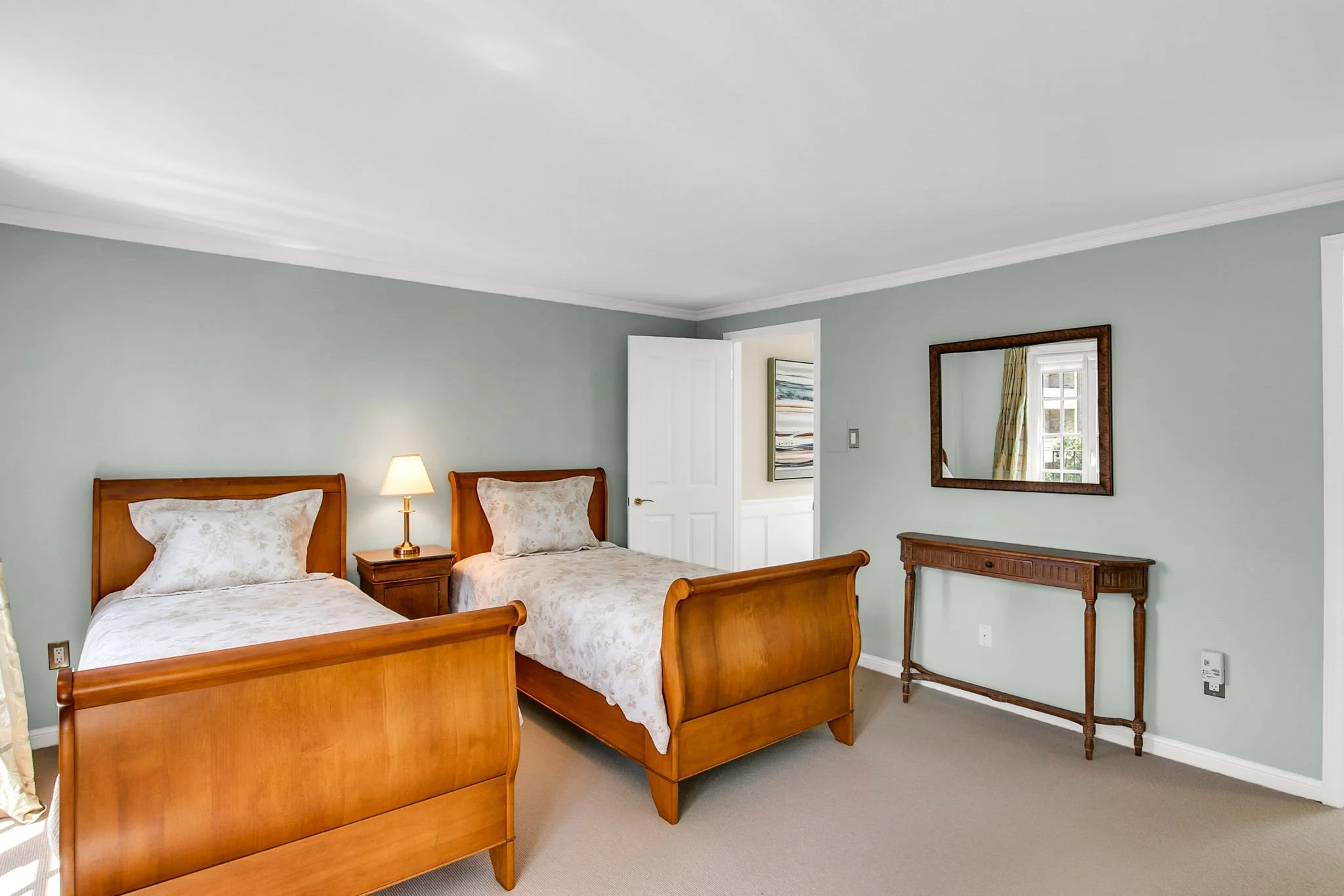69-web-or-mls-32_003_Third Bedroom.jpg