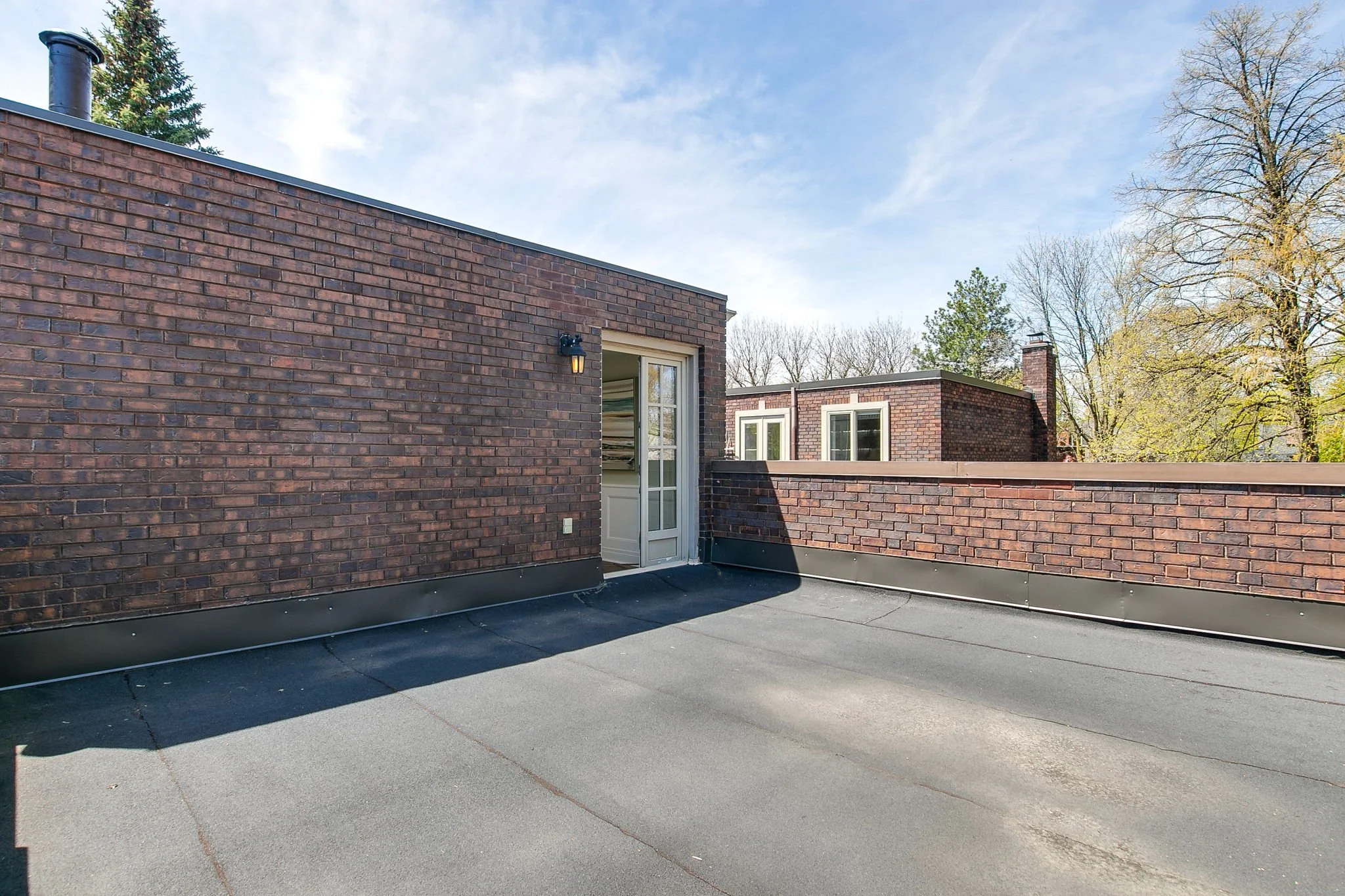 77-web-or-mls-34_006_Terrace.jpg