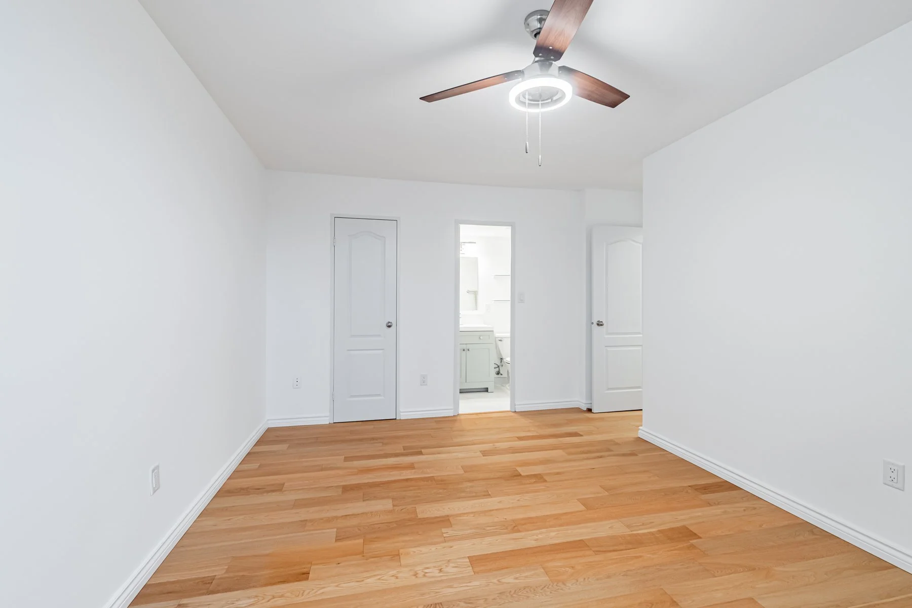 60 Pavane Linkway, Suite 206-24.jpg