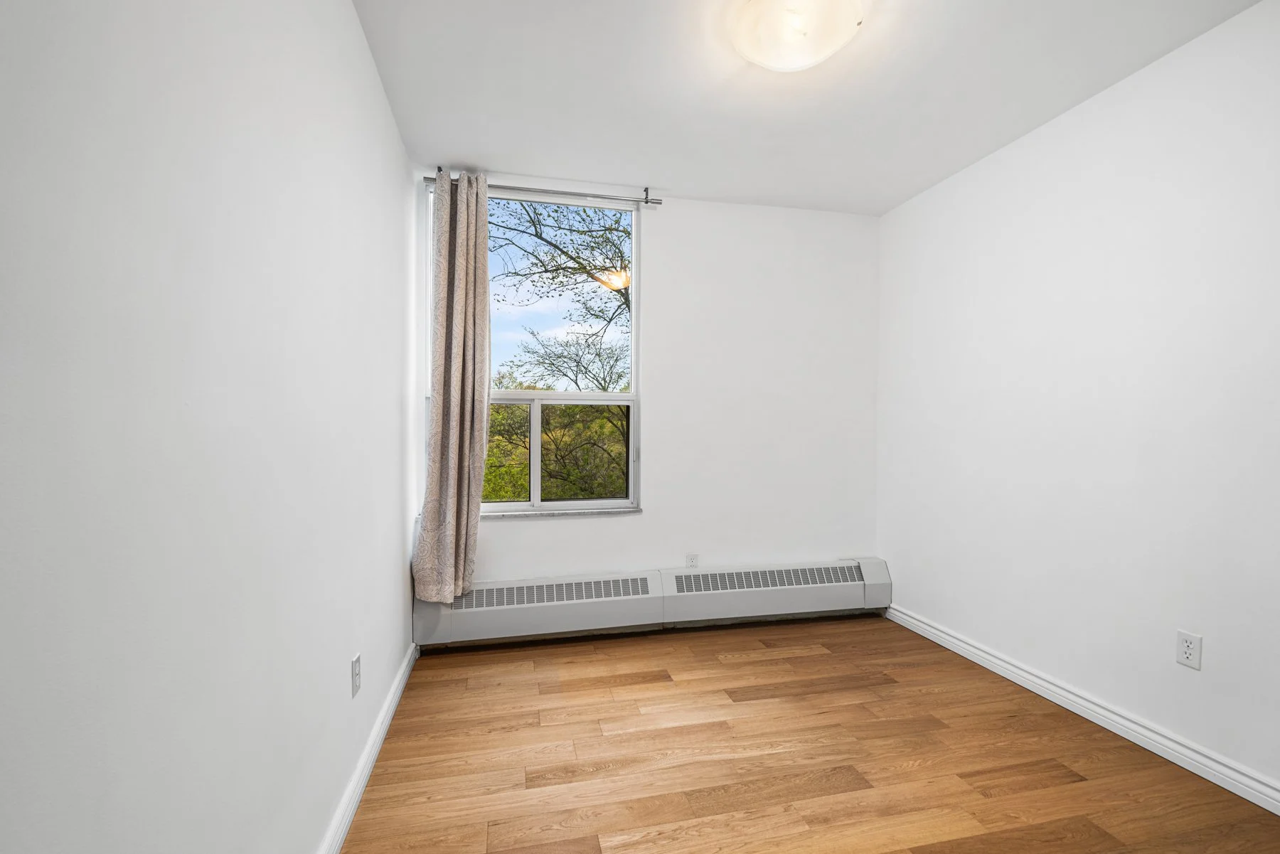 60 Pavane Linkway, Suite 206-25.jpg