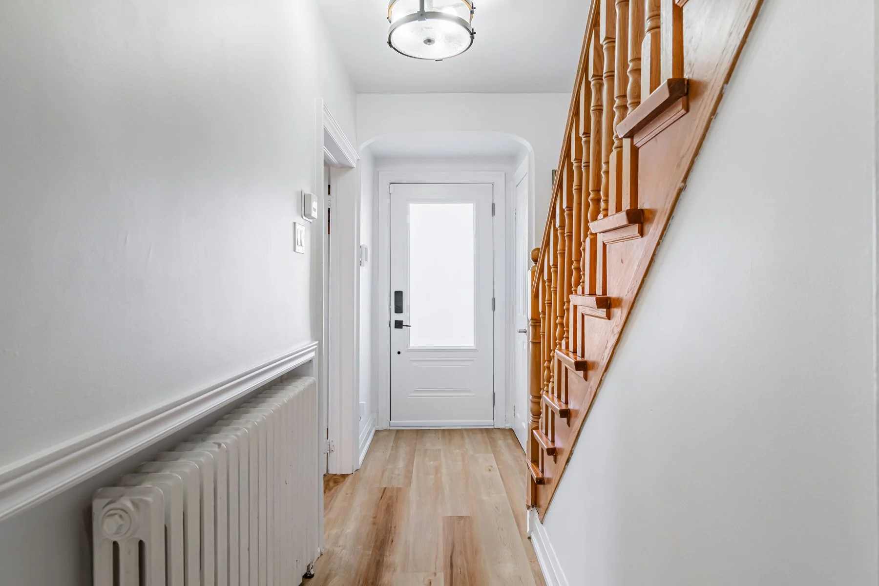 465 Oakwood Ave-5.jpg