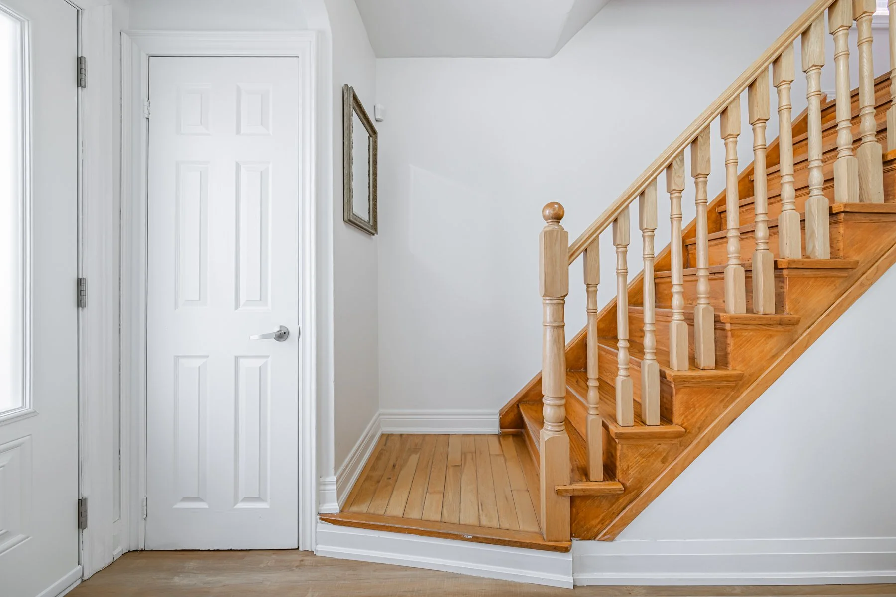 465 Oakwood Ave-6.jpg