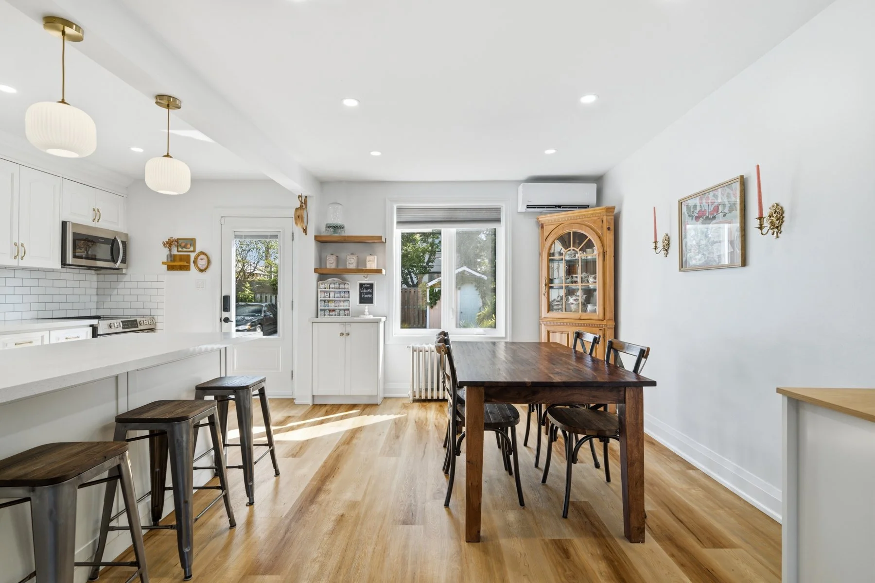 465 Oakwood Ave-13.jpg