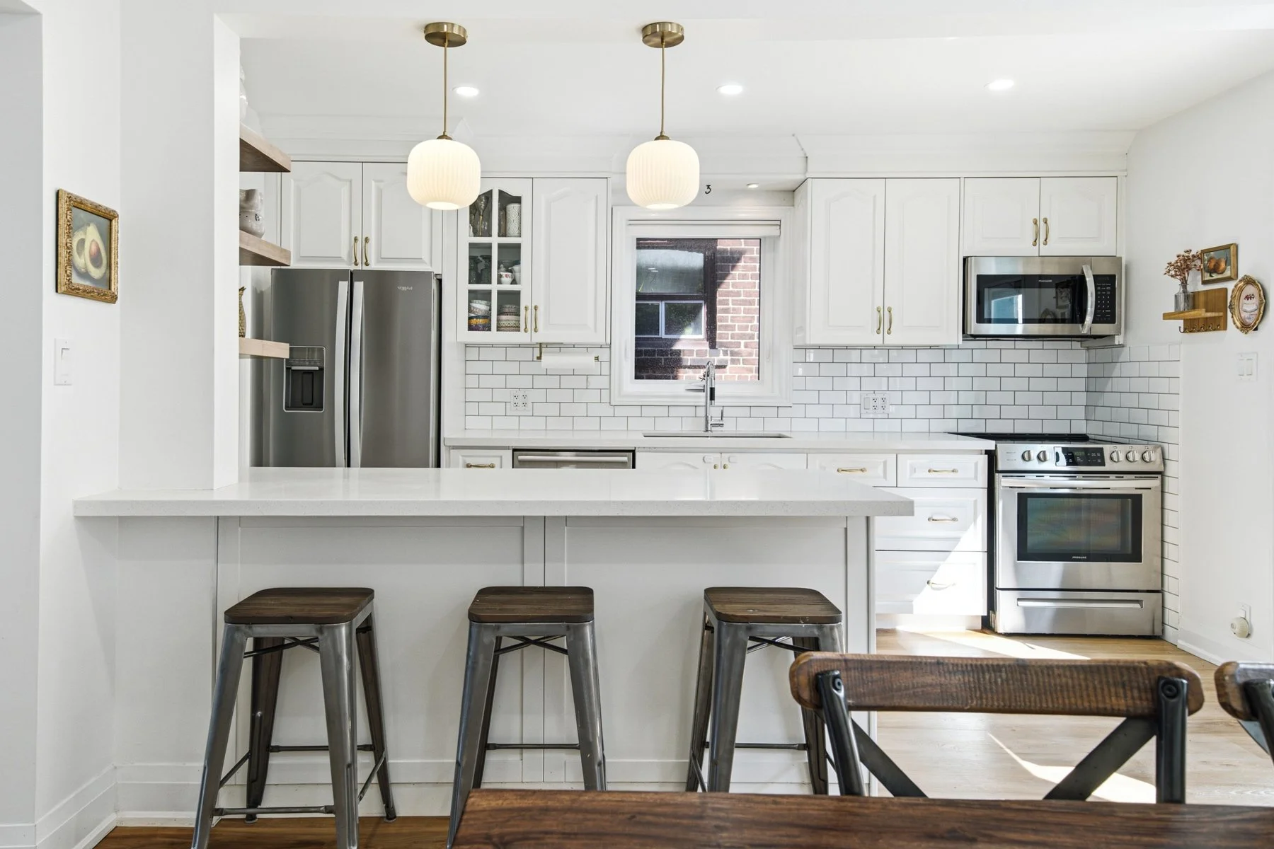 465 Oakwood Ave-19.jpg