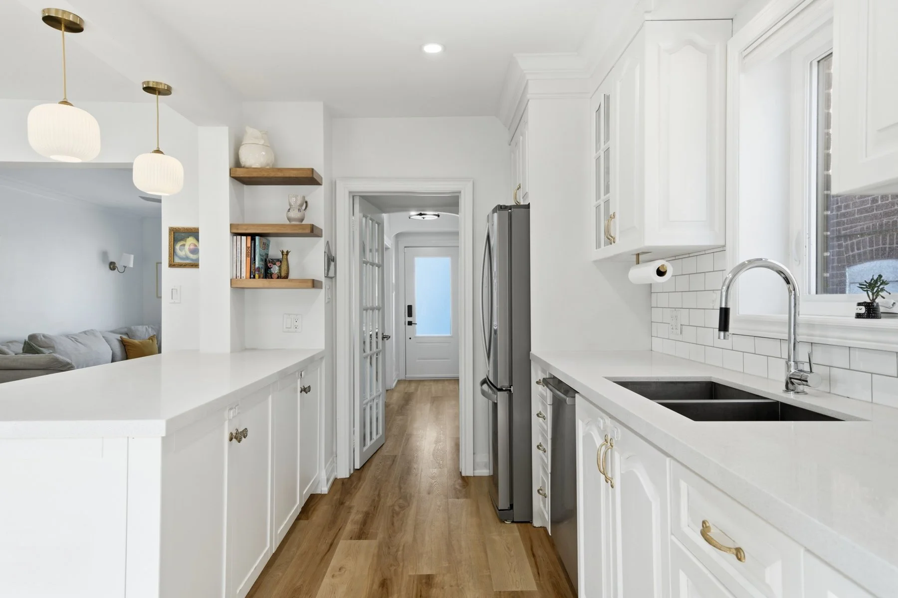 465 Oakwood Ave-23.jpg