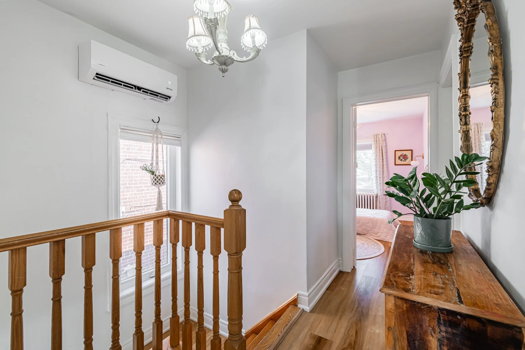 465 Oakwood Ave-27.jpg