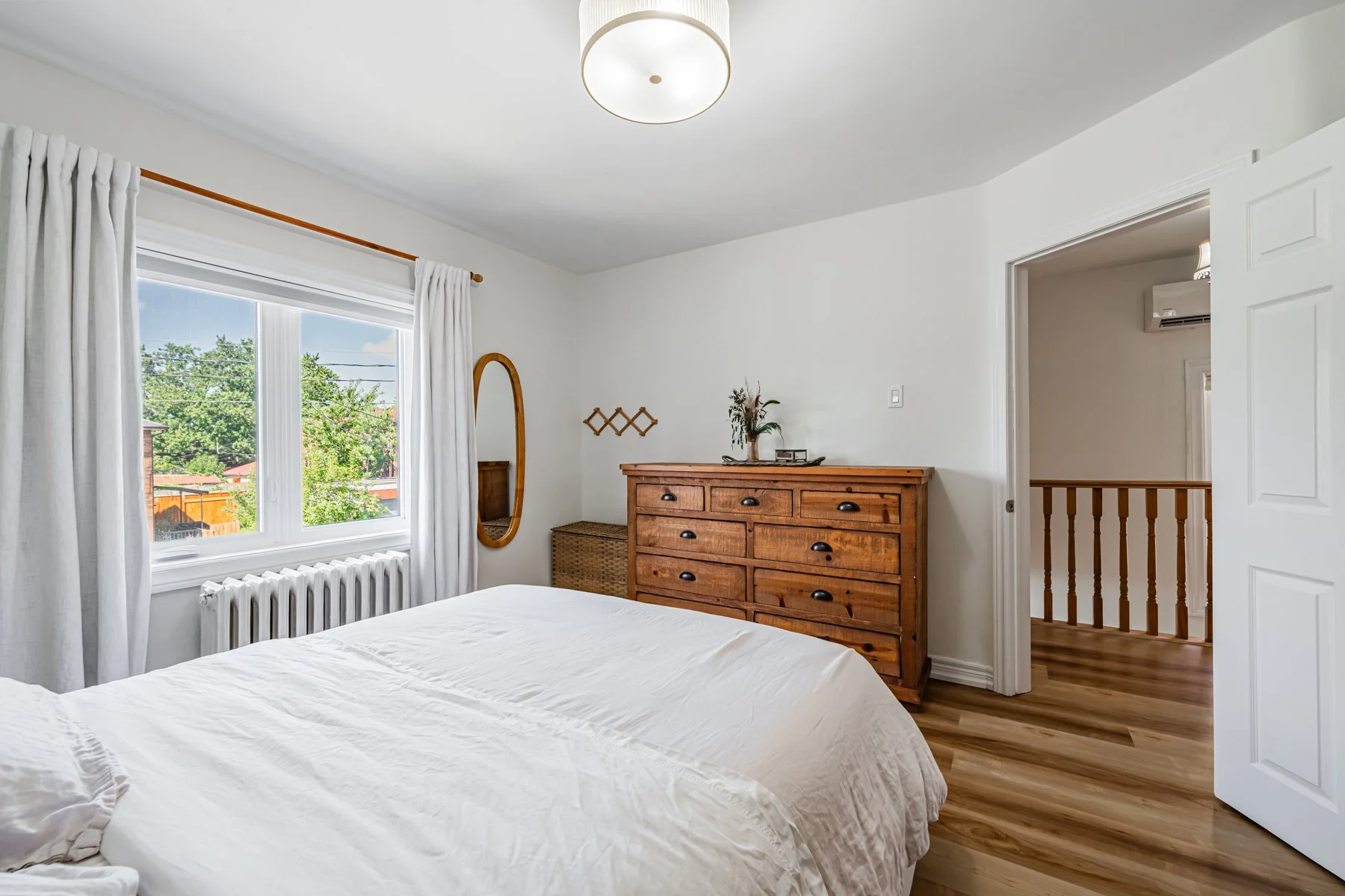 465 Oakwood Ave-29.jpg