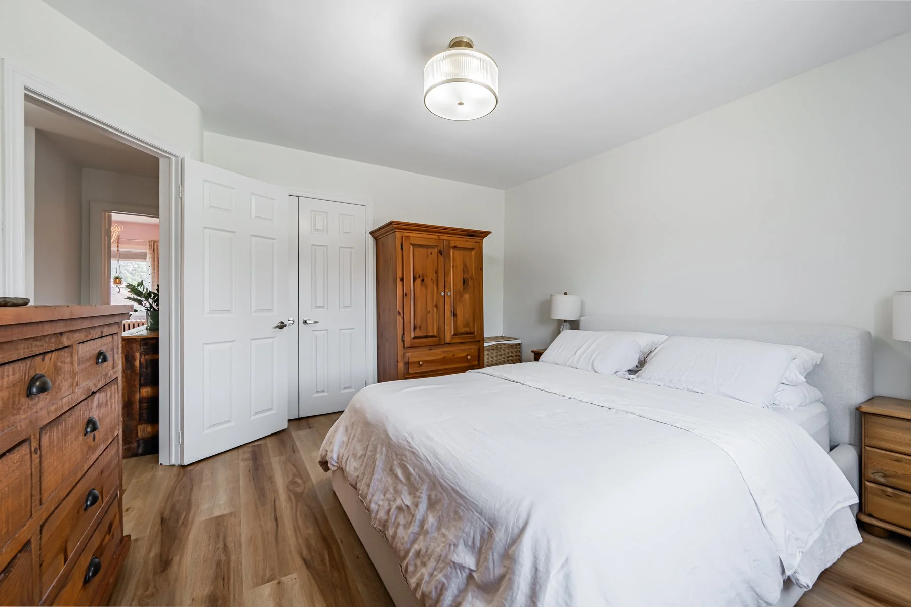 465 Oakwood Ave-30.jpg