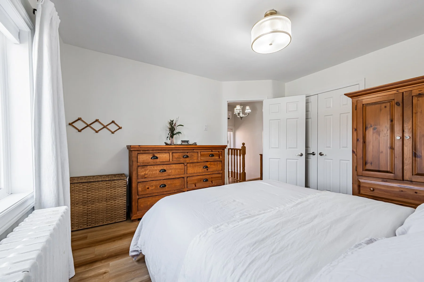 465 Oakwood Ave-31.jpg