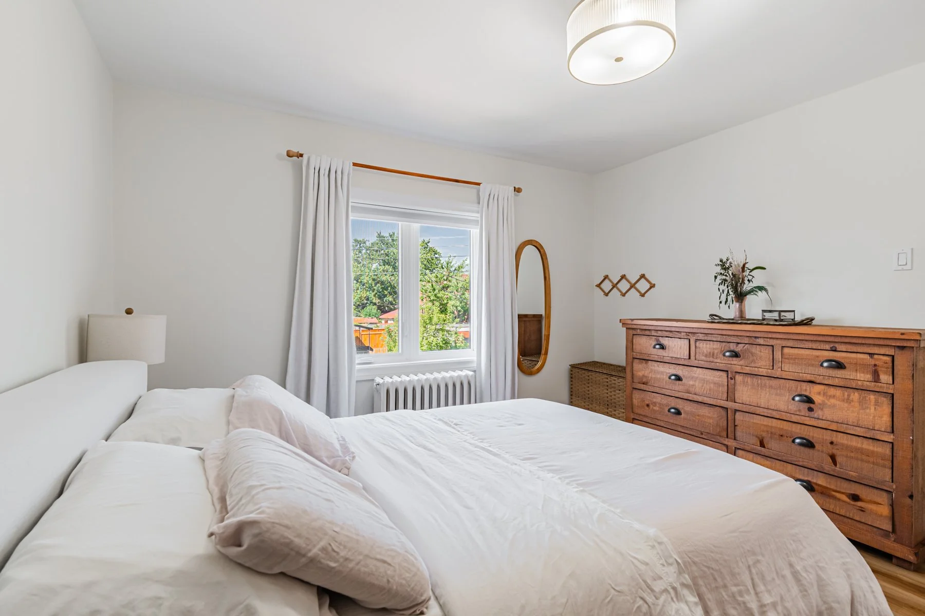 465 Oakwood Ave-32.jpg