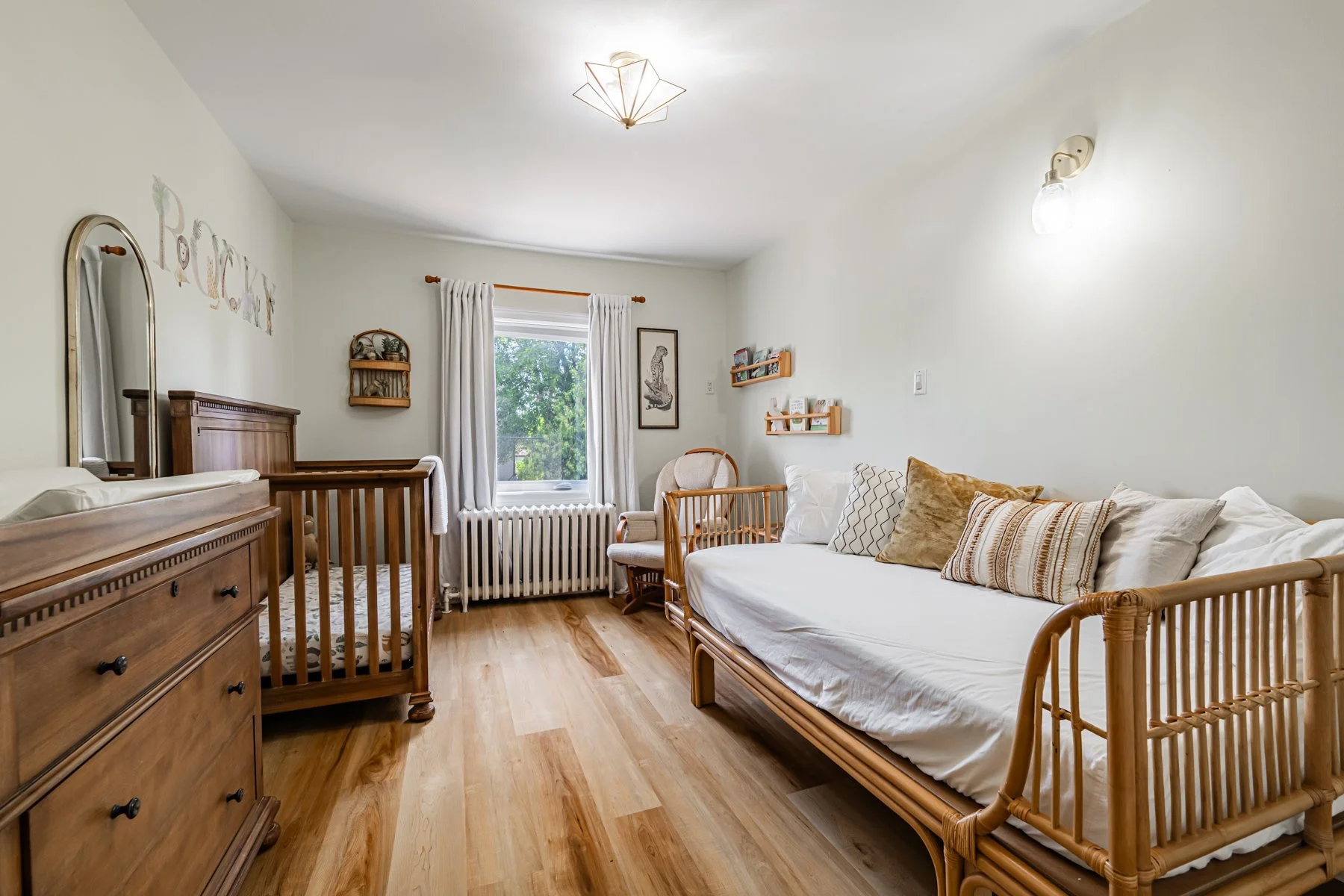 465 Oakwood Ave-34.jpg
