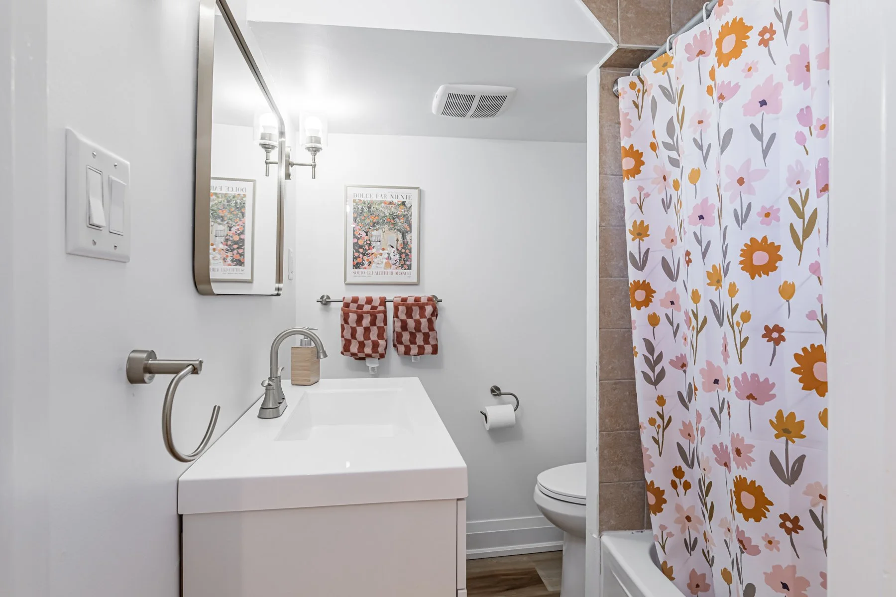 465 Oakwood Ave-42.jpg