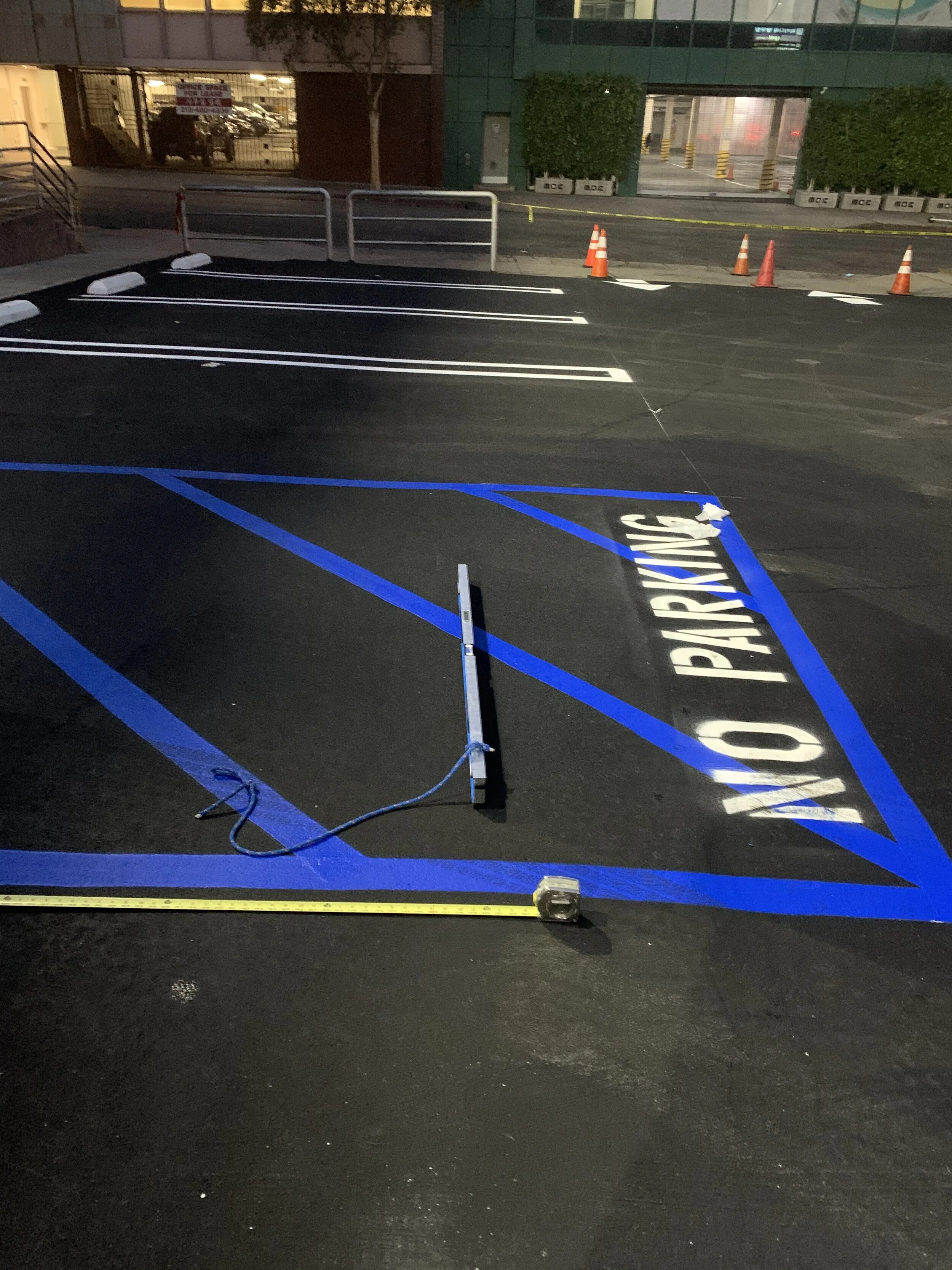 Dutch Dynasty Construction 33rd st Handicap check.JPG