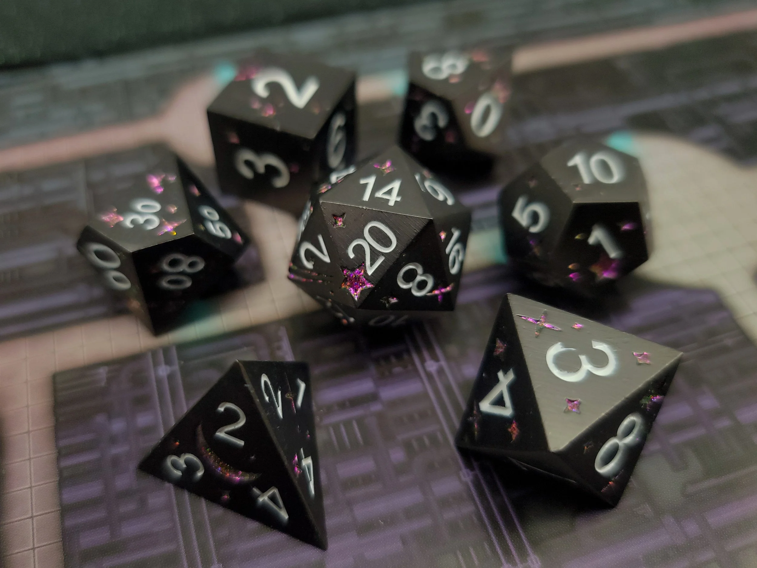 Glitter Purple Stars on Black Metal Dice
