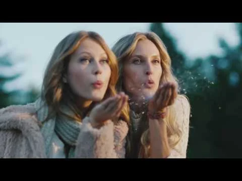Gap Share Your Gift | Holiday Anthem