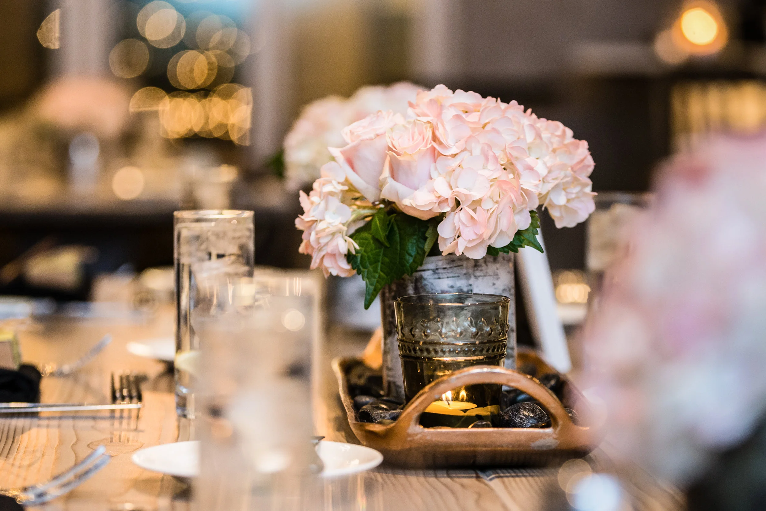Terrace Room Centerpiece - Tomas Flint Studios