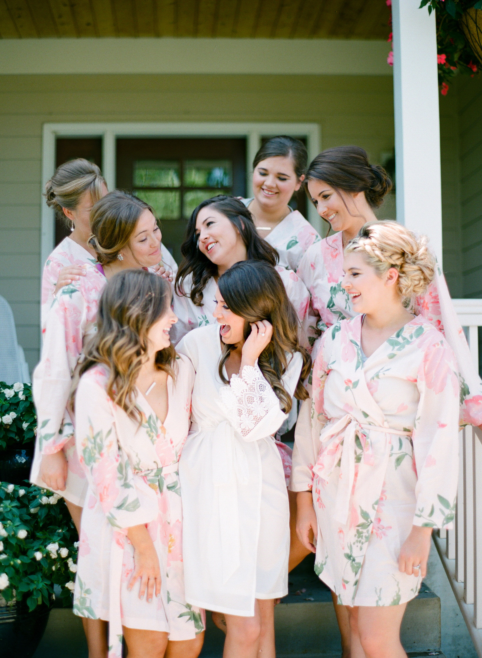 bridesmaids-robes