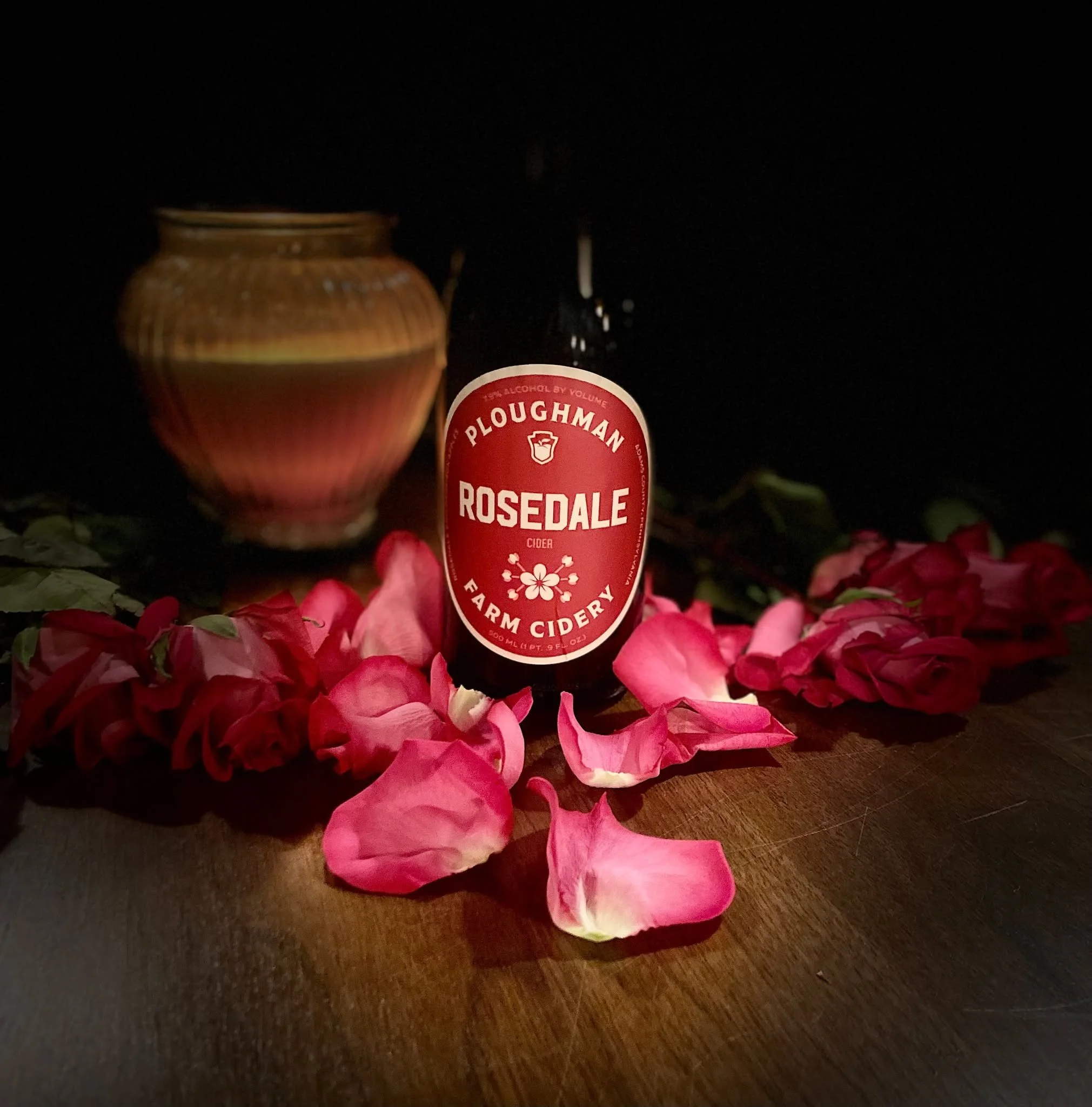 We've got new cider for you, lovebirds! And TWO celebrations worthy of your warm embrace! Rosedale is a bright, layered, complex cider with plenty of candy green apple and weight from the elusive Rosedale crabapples, blended with Harrison in this ite