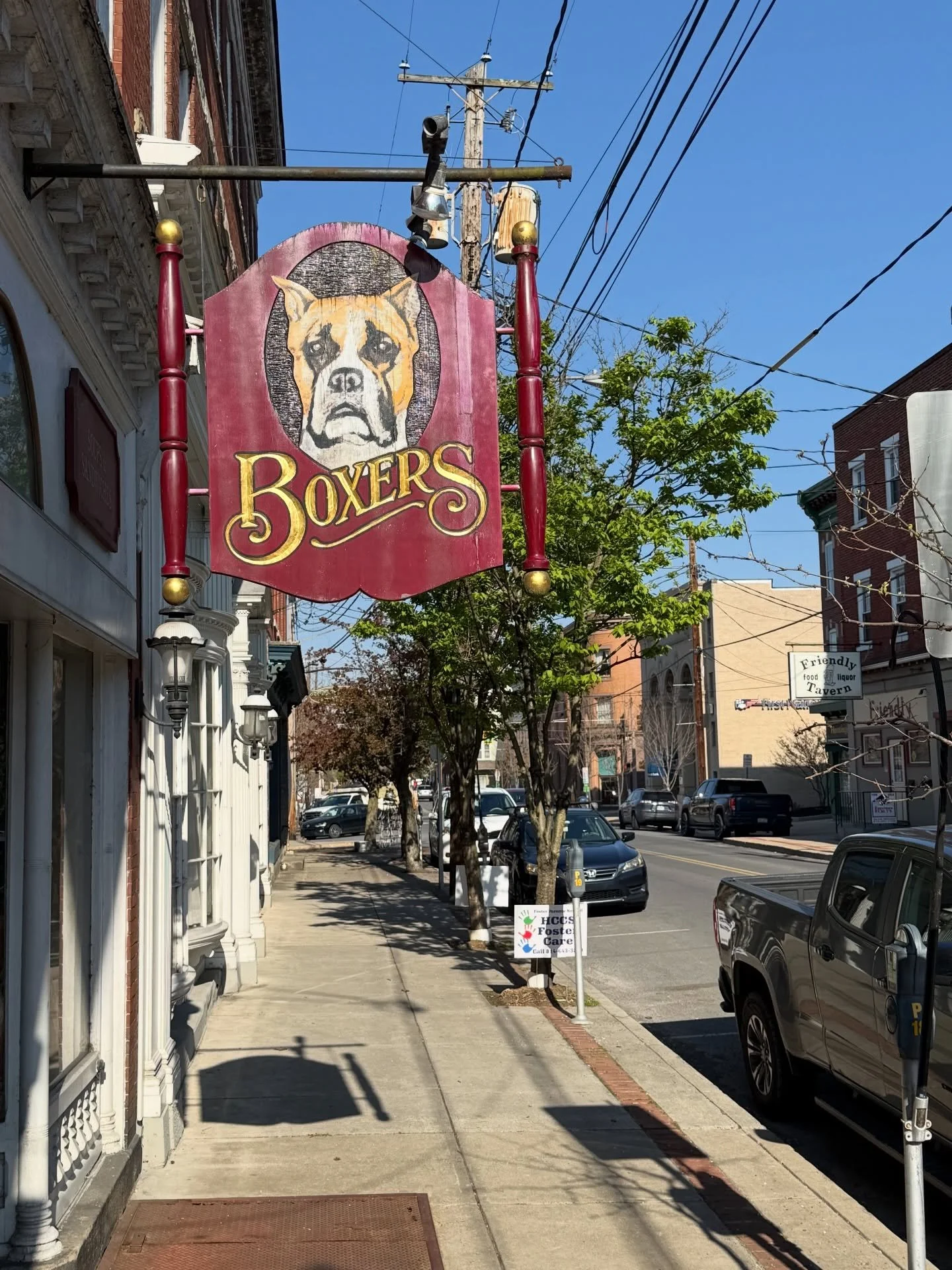 We&rsquo;re SO delighted to bring our cider to @boxers.cafe in beautiful Huntingdon, PA. This institution has been a standard bearer for great beer, excellent food, and warm hospitality for over 30 years. Authentic and community-minded, it&rsquo;s an