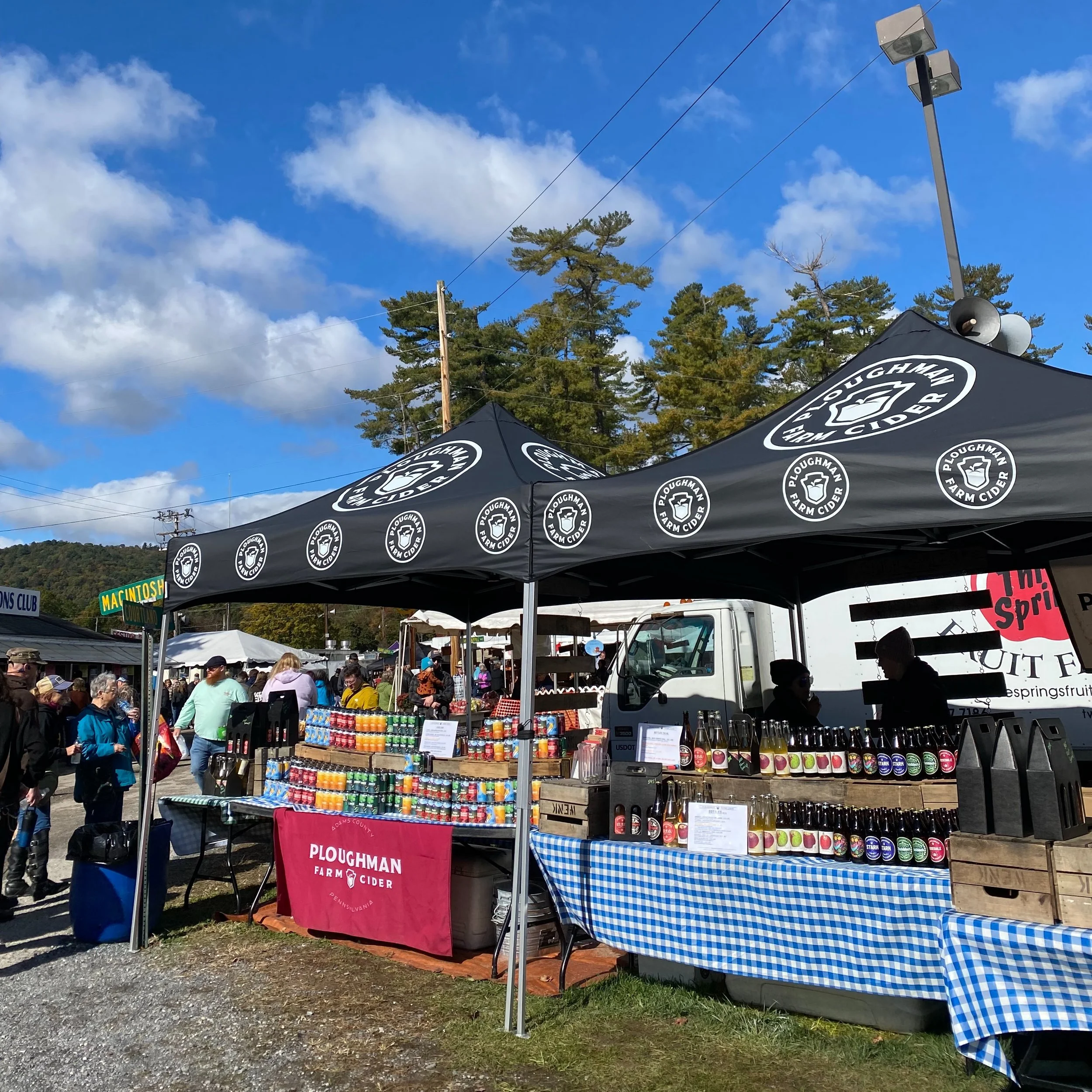 It&rsquo;s @appleharvest weekend 2/2 for 2026 and we&rsquo;ve got more sneak peak tastes of Fawn (ciderkin) and Boondoggle (semi sweet) for a beautiful weather Saturday! We&rsquo;re easy to find - right across from Upler Adams Lions Club! Come thru a