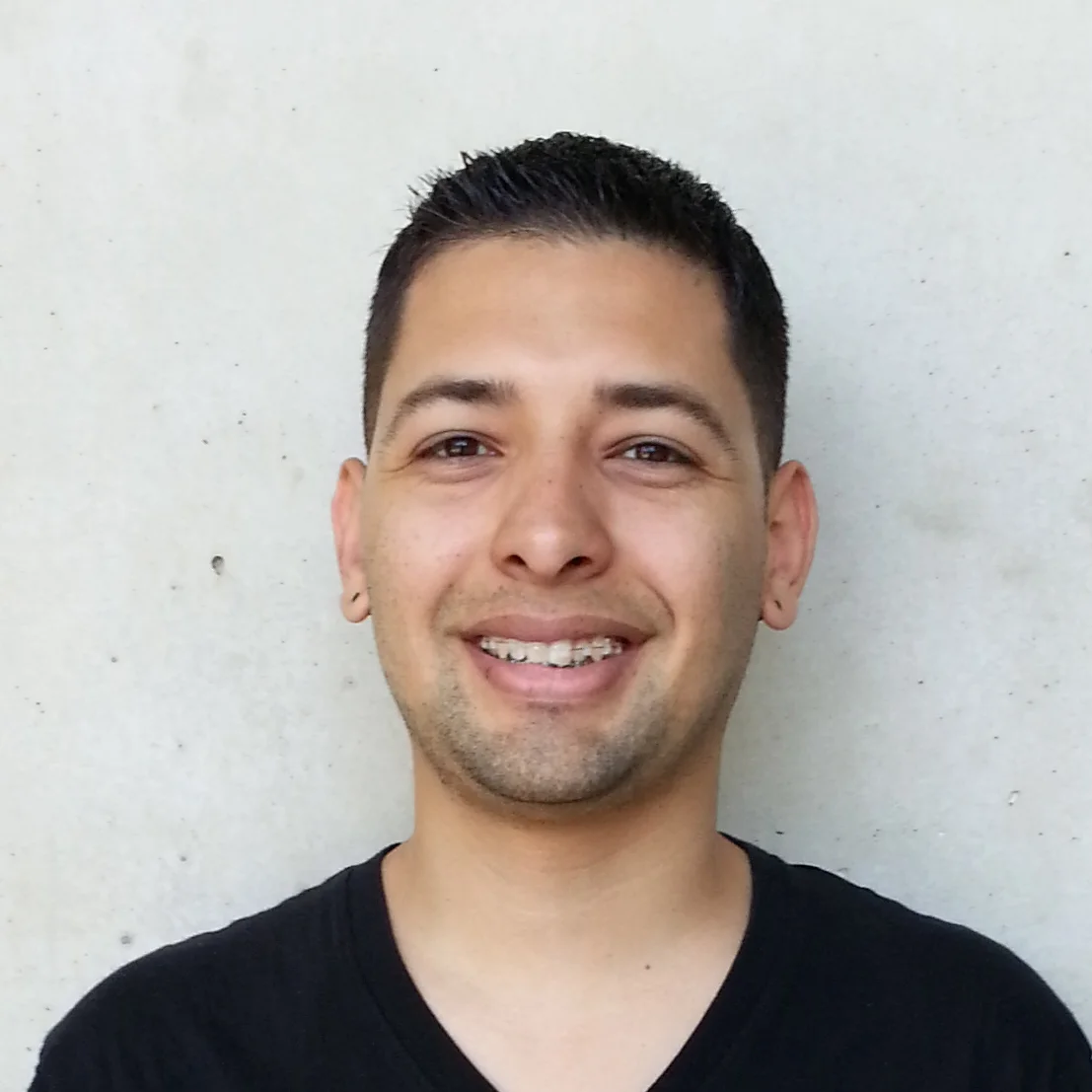 Daniel R.jpg