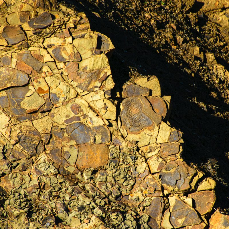 ROADSIDE ROCK MURAL