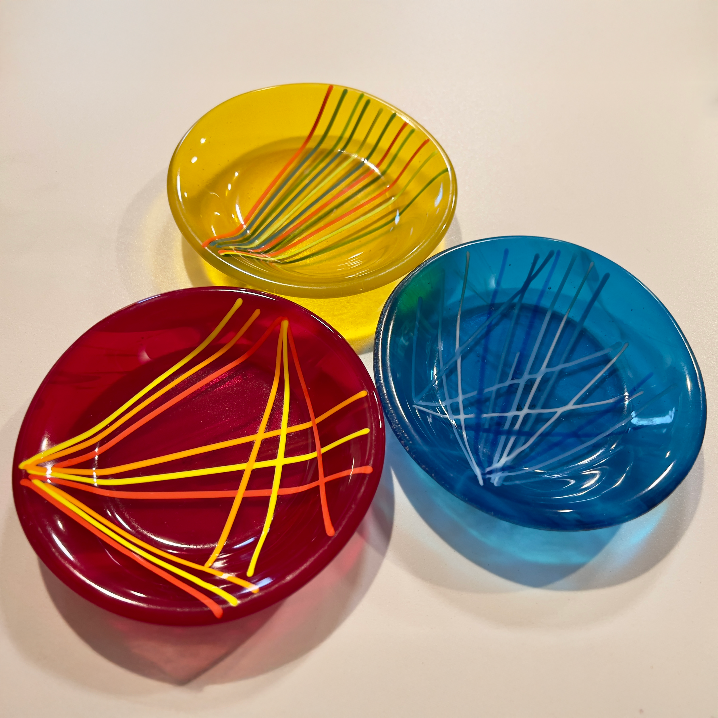Patterned Bowl with Raised Edge, Small