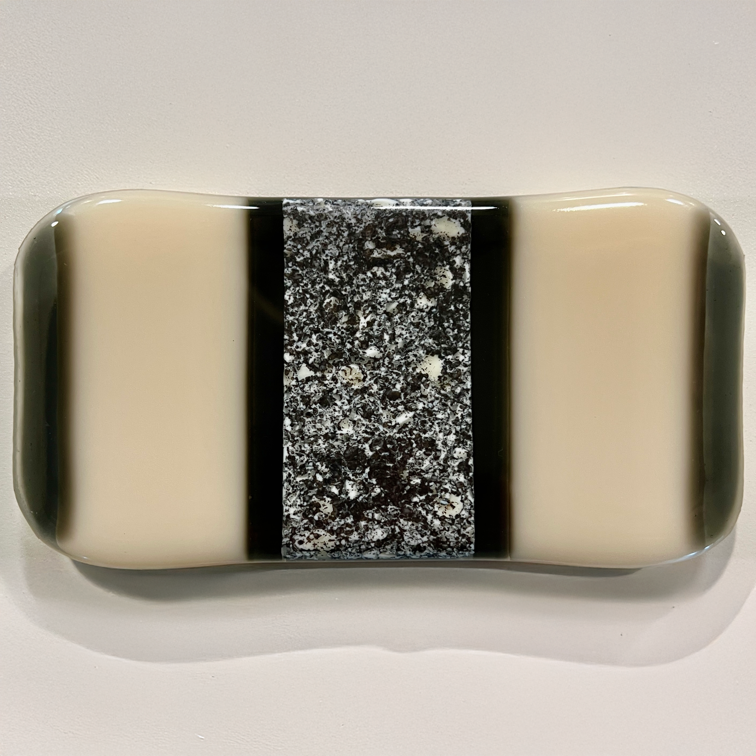 SmTray-6x3-FVRiverRockGrayStripes-April2026.png