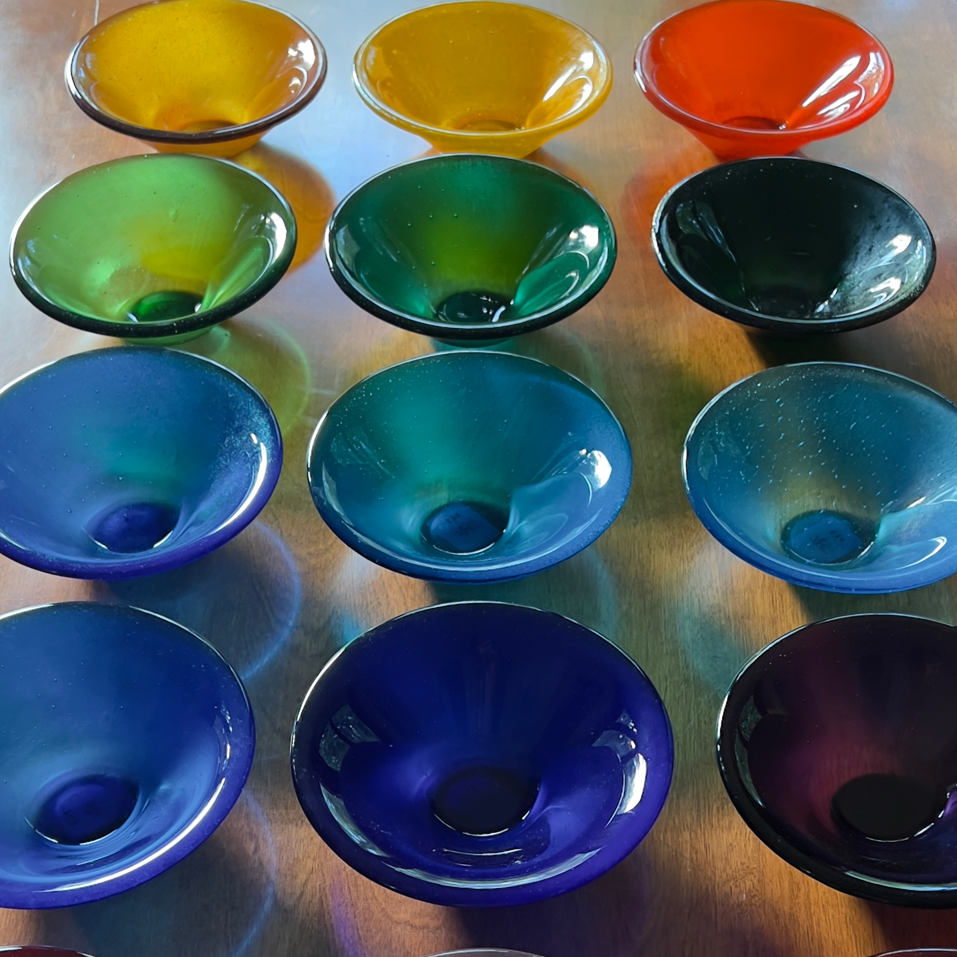 Bowls-TranspCone-6-AllMulticolors.png