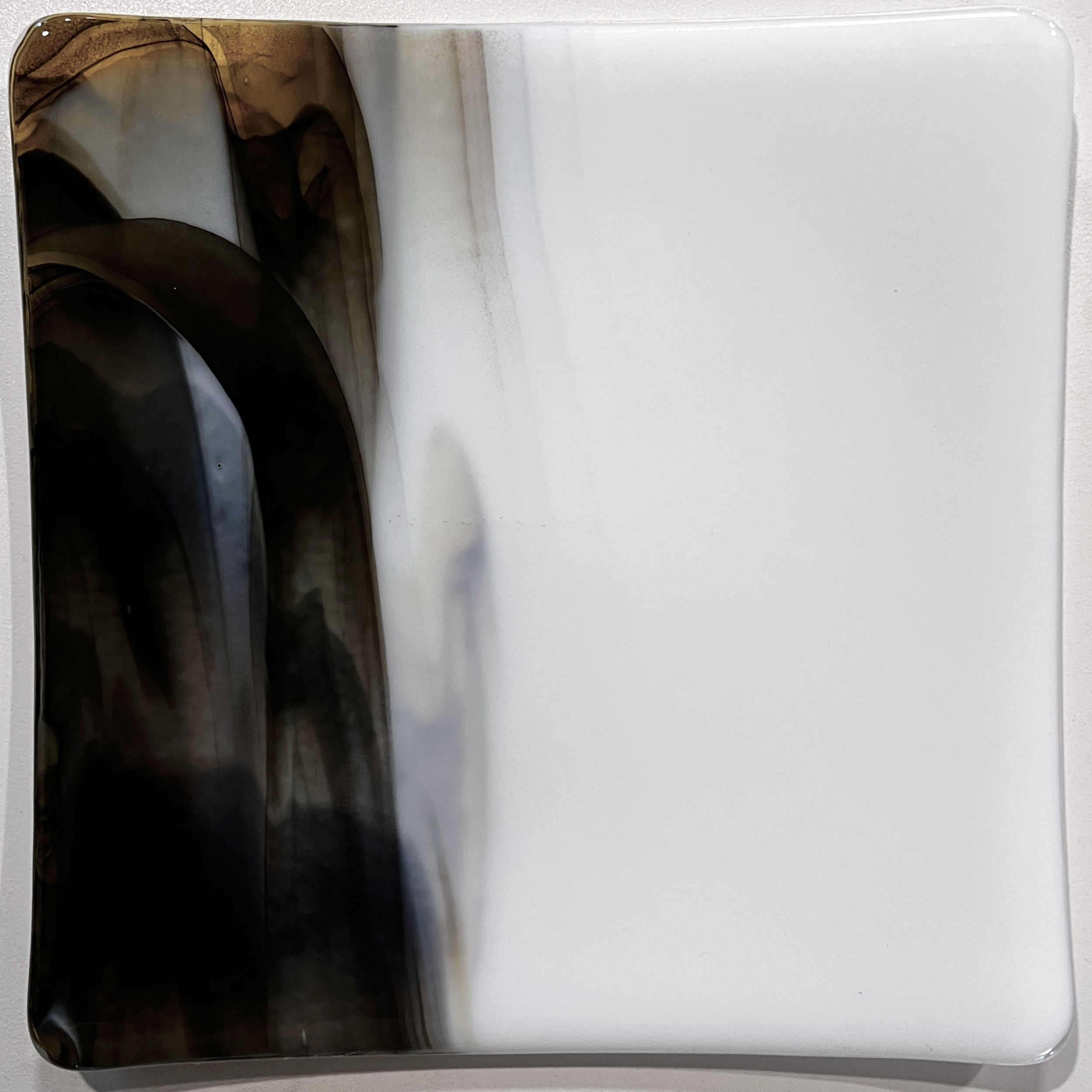 MedTray-9x9-BlackAmberWhiteSpecial-April2026.png