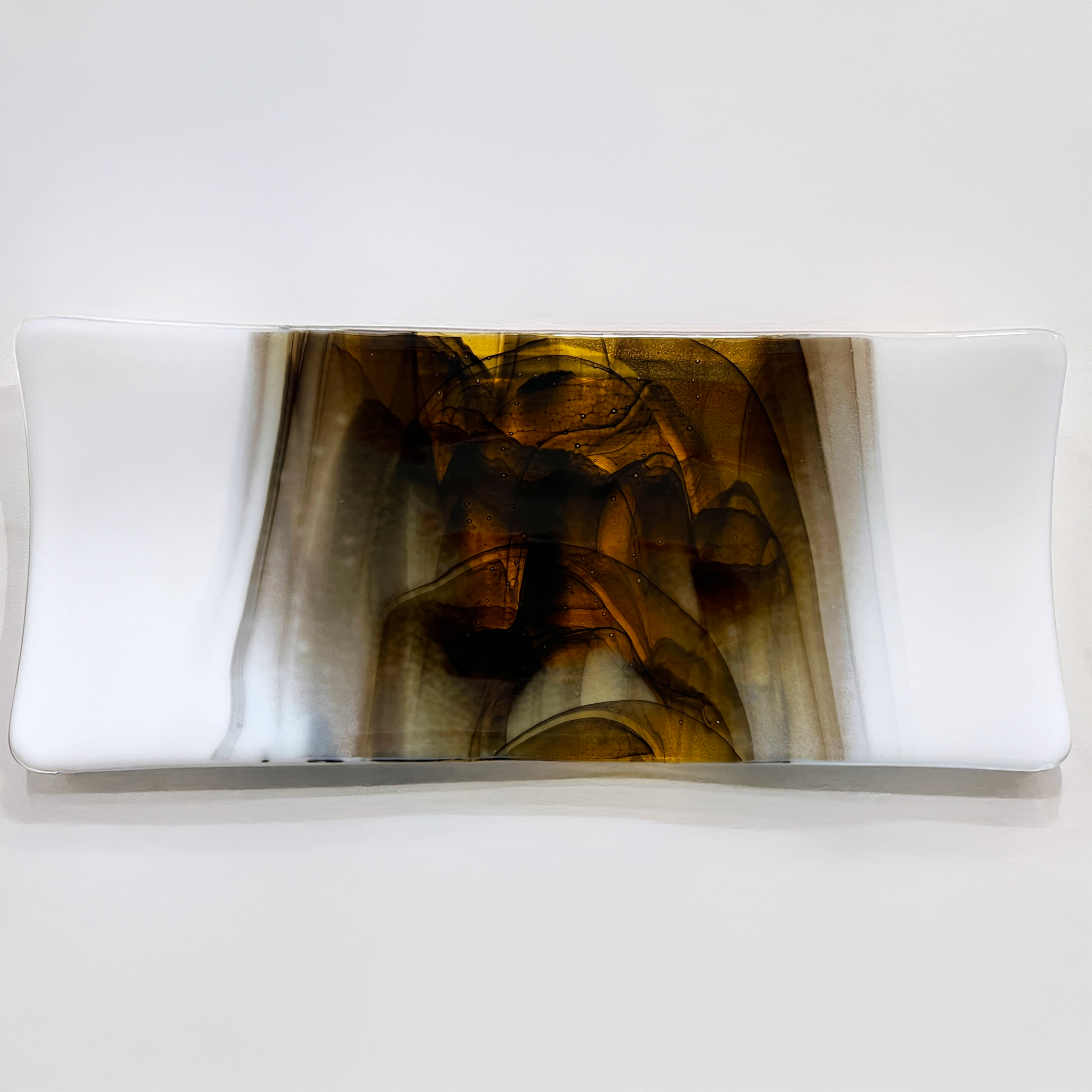 LgTray-14x6-BlackAmberWhiteSpecial-April2026.png