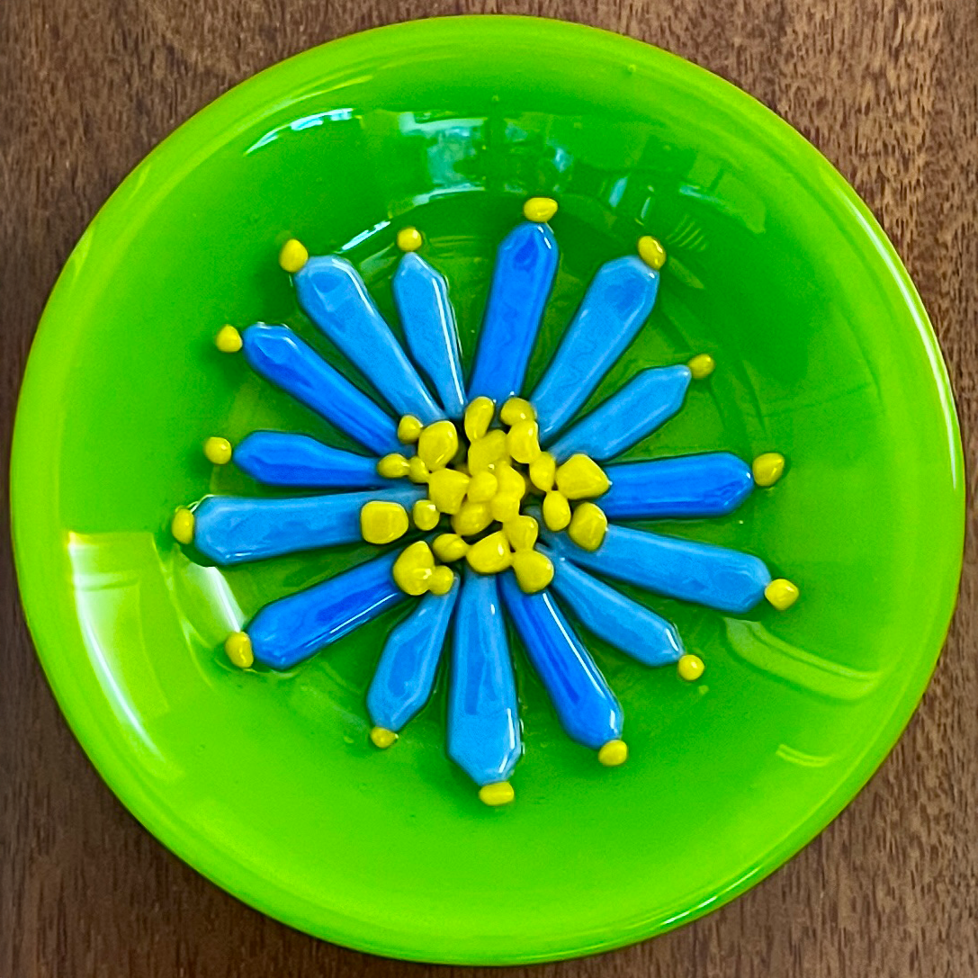 Patterned Small Bowls with Raised Edge
