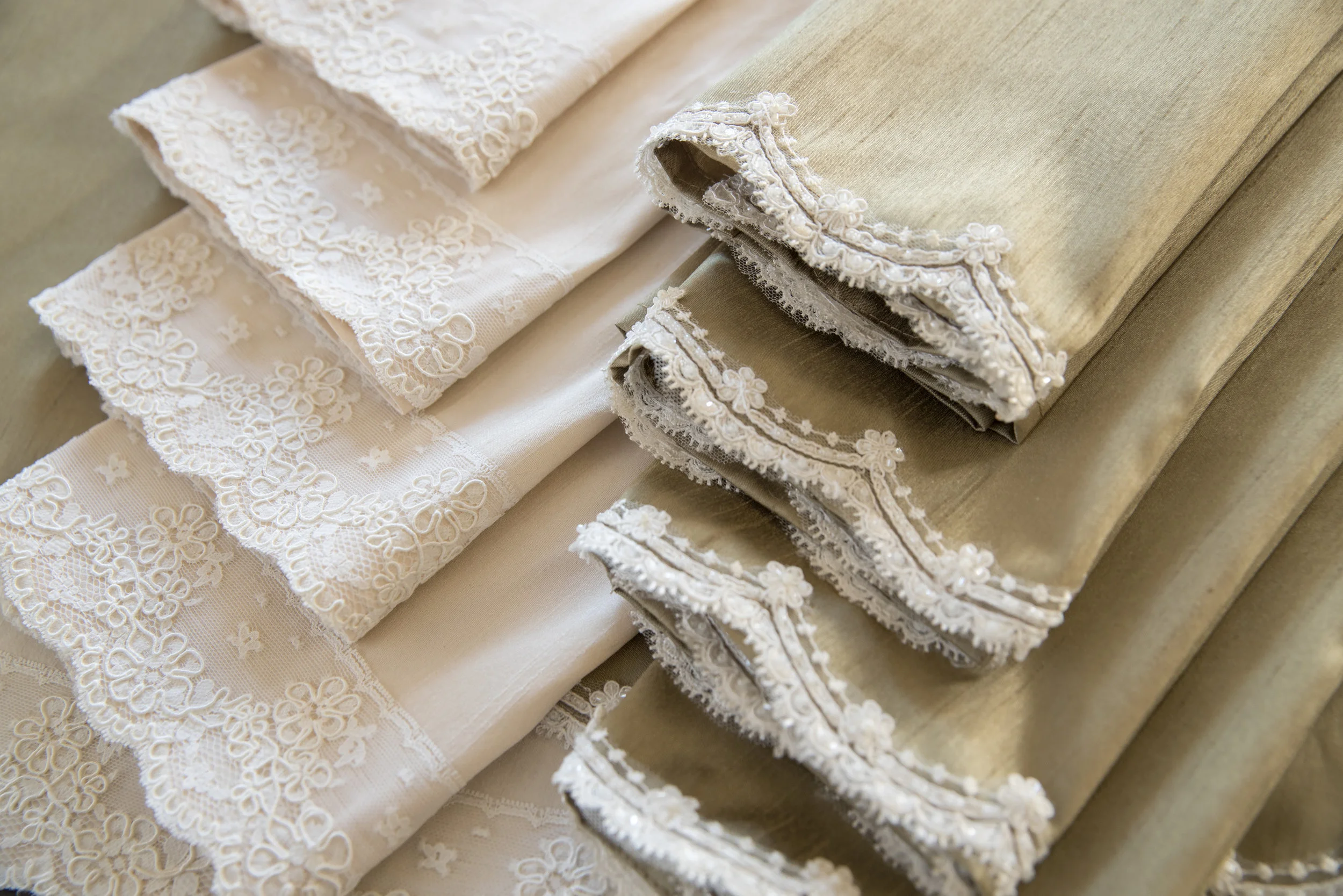 Shop our collection LUXURY AT YOUR FINGERTIPS