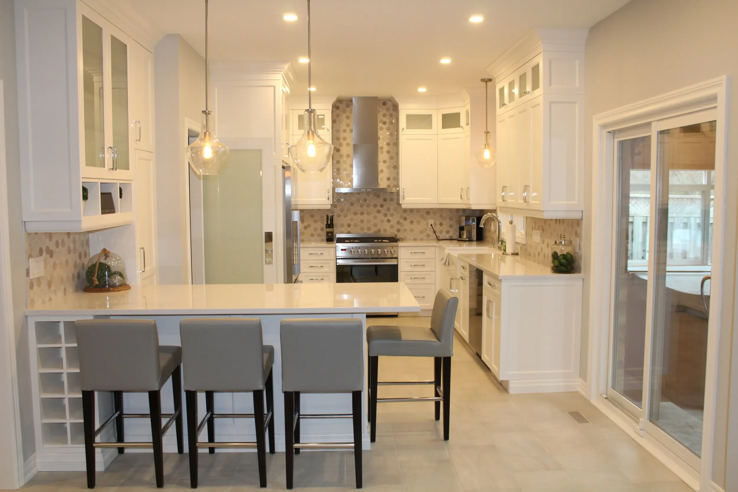 kitchen-renovations-renovation-oakville-03.webp