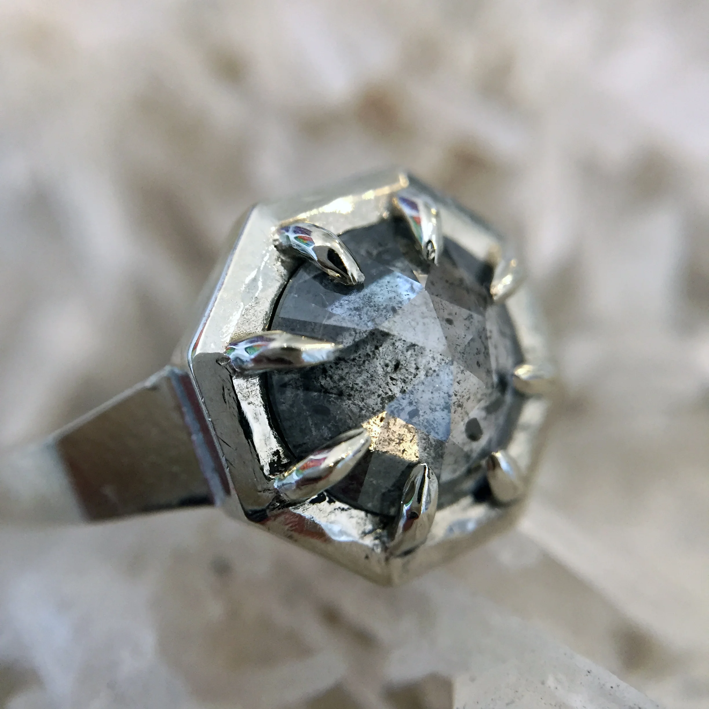 R100G128.jpg