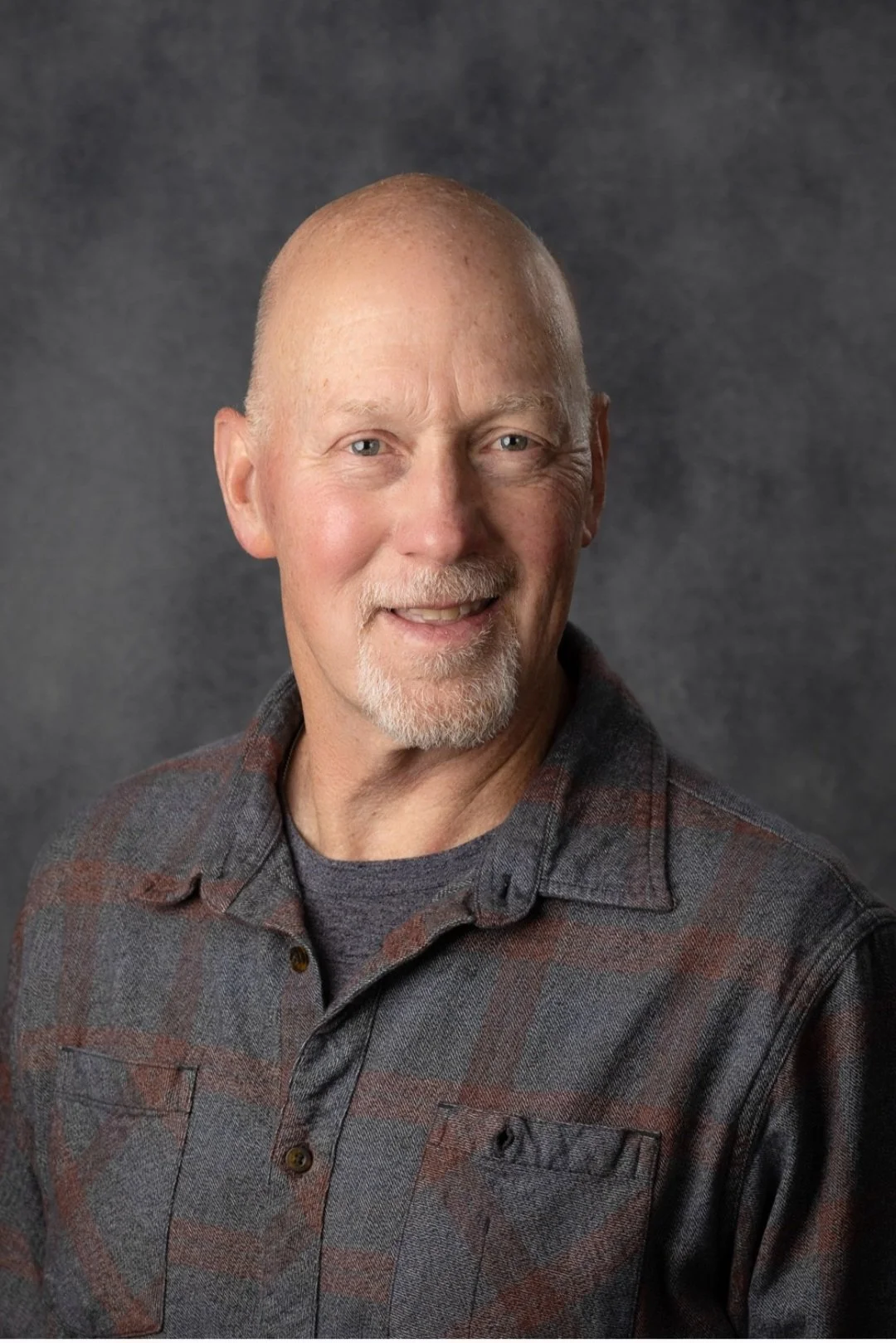 Associate Pastor: Kevin Hall