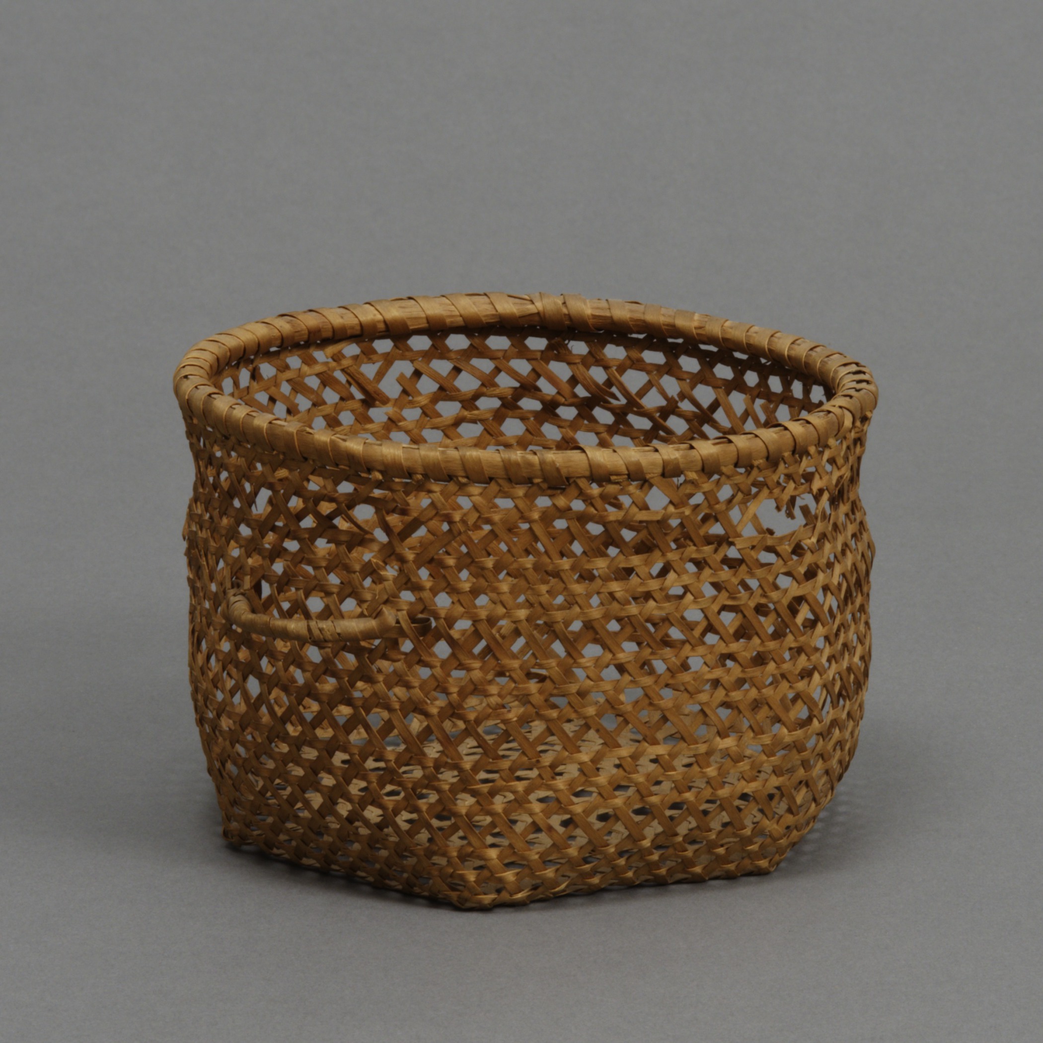 Object 17 Hex Weave Basket.jpg