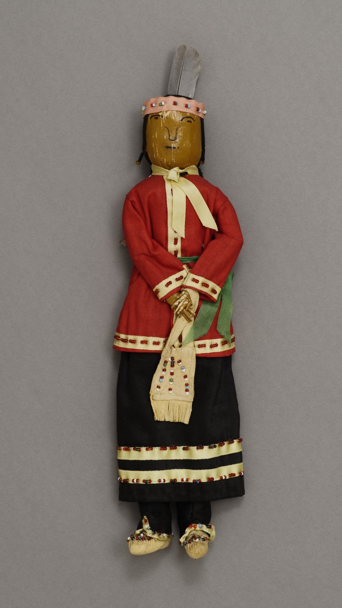 Object 29 Oneida female doll.jpg