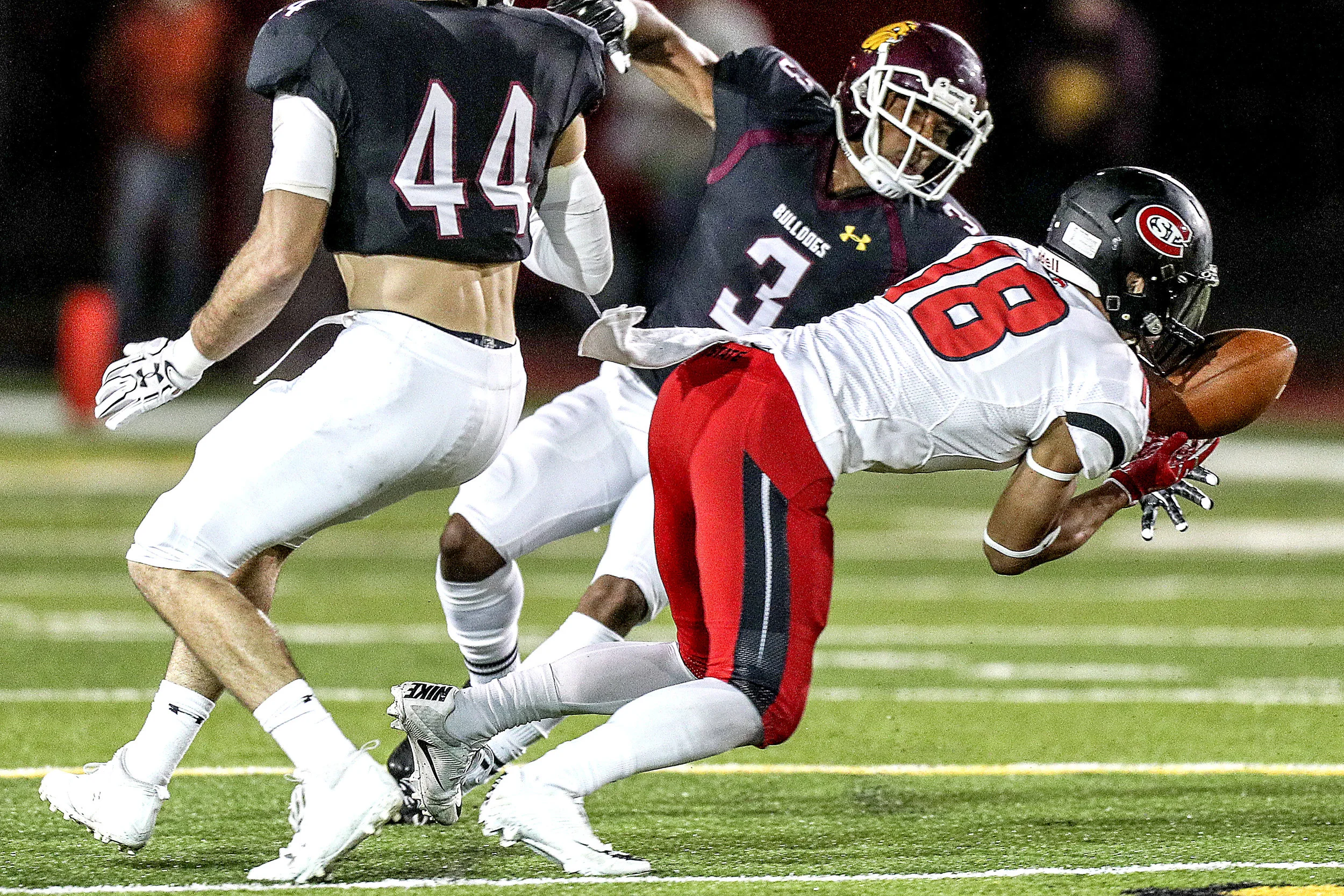 UMD football knocks off SCSU at home 34-21 under rainy Thursday night lights