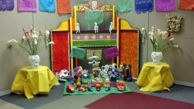 ODI, CLA, Art Education Department partner up for Día de los Muertos celebrations