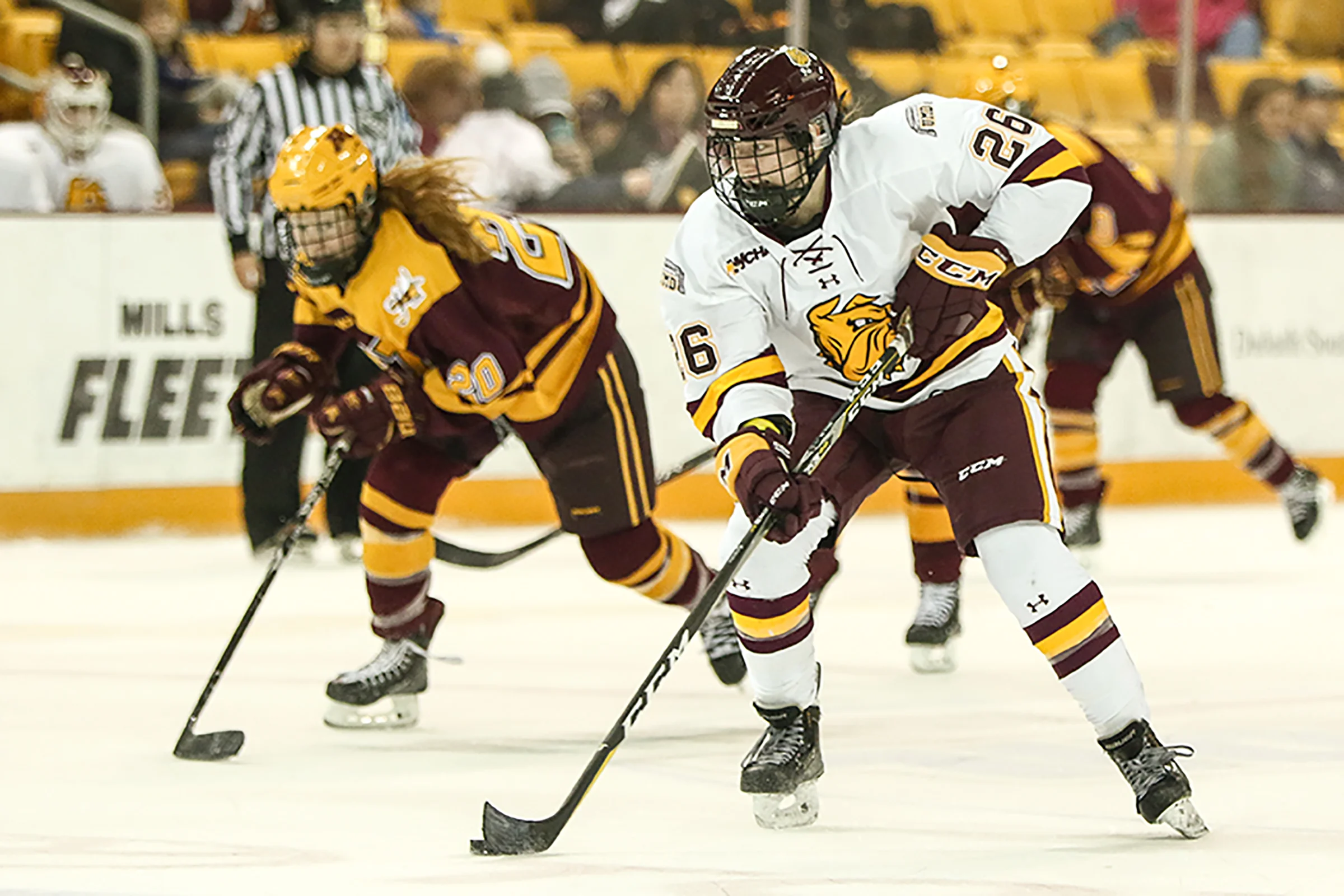 UMD women’s hockey comes up short in series finale against Minnesota