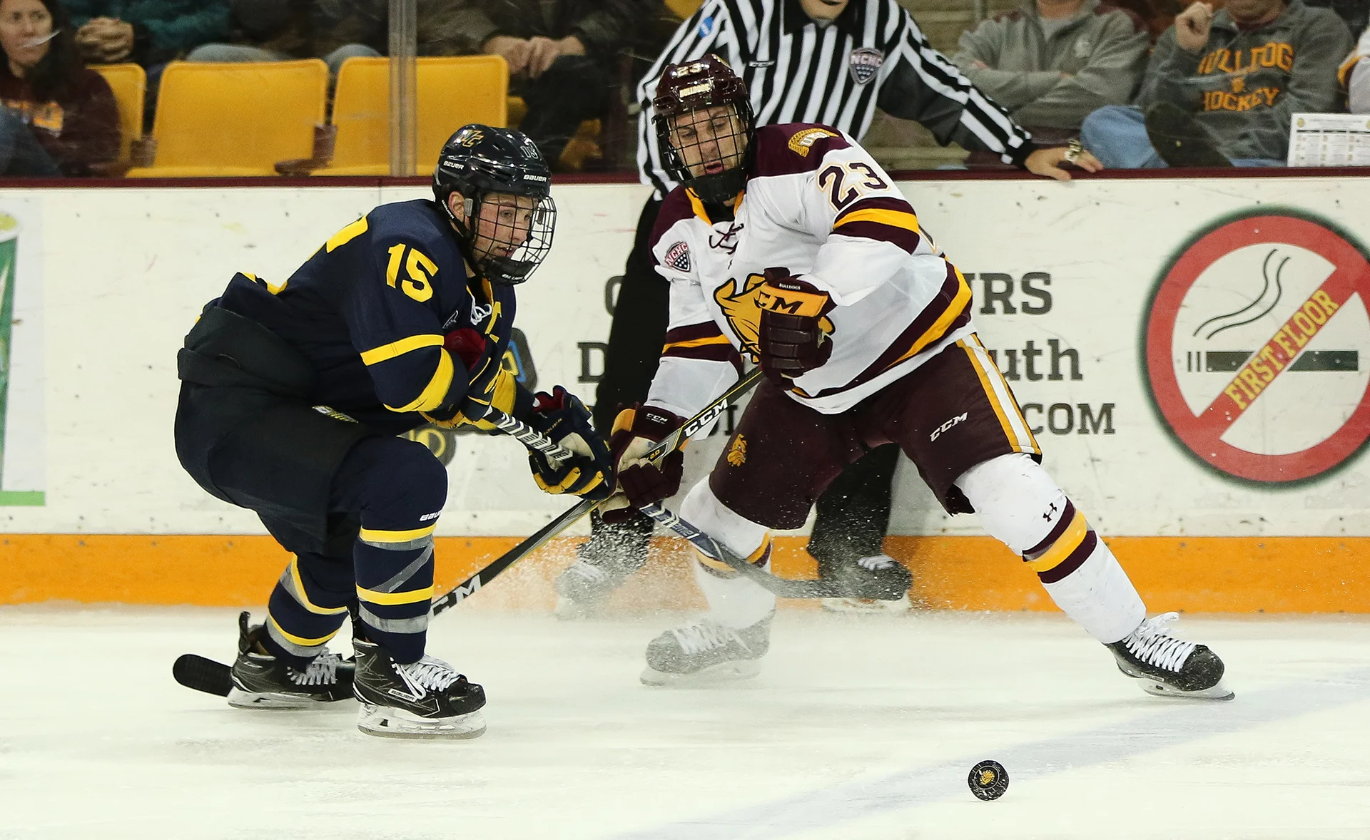 Third period Bulldog barrage lifts UMD 7-2 over Merrimack