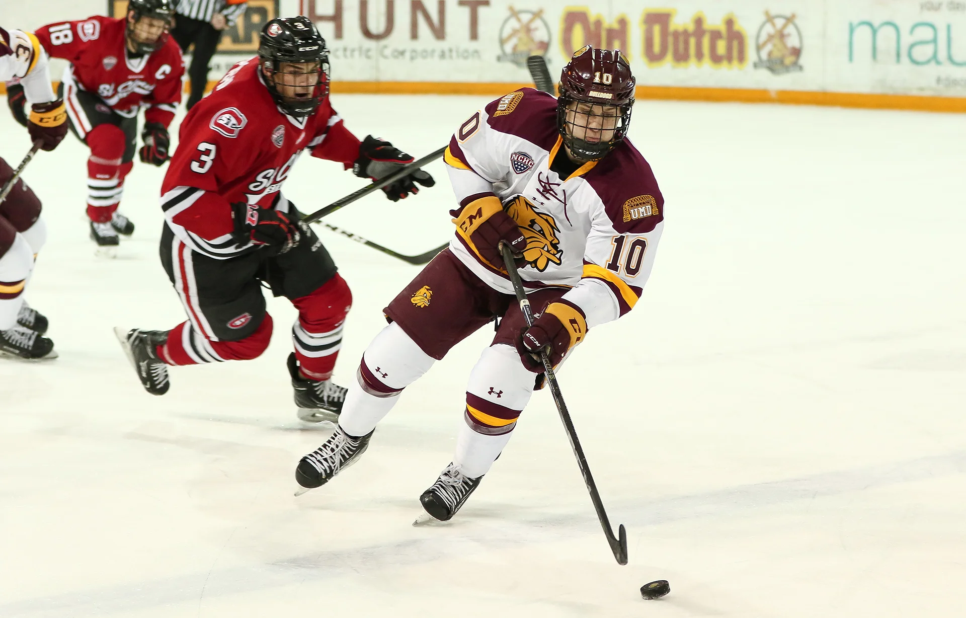 Freshman forward Kobe Roth skates up the ice in tonight's contest. Photo courtesy of Dave Harwig