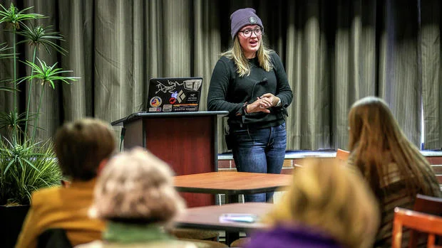 Lizze Easter giving a bystander intervention presentation during consent week. Photo courtesy of Clint Austin