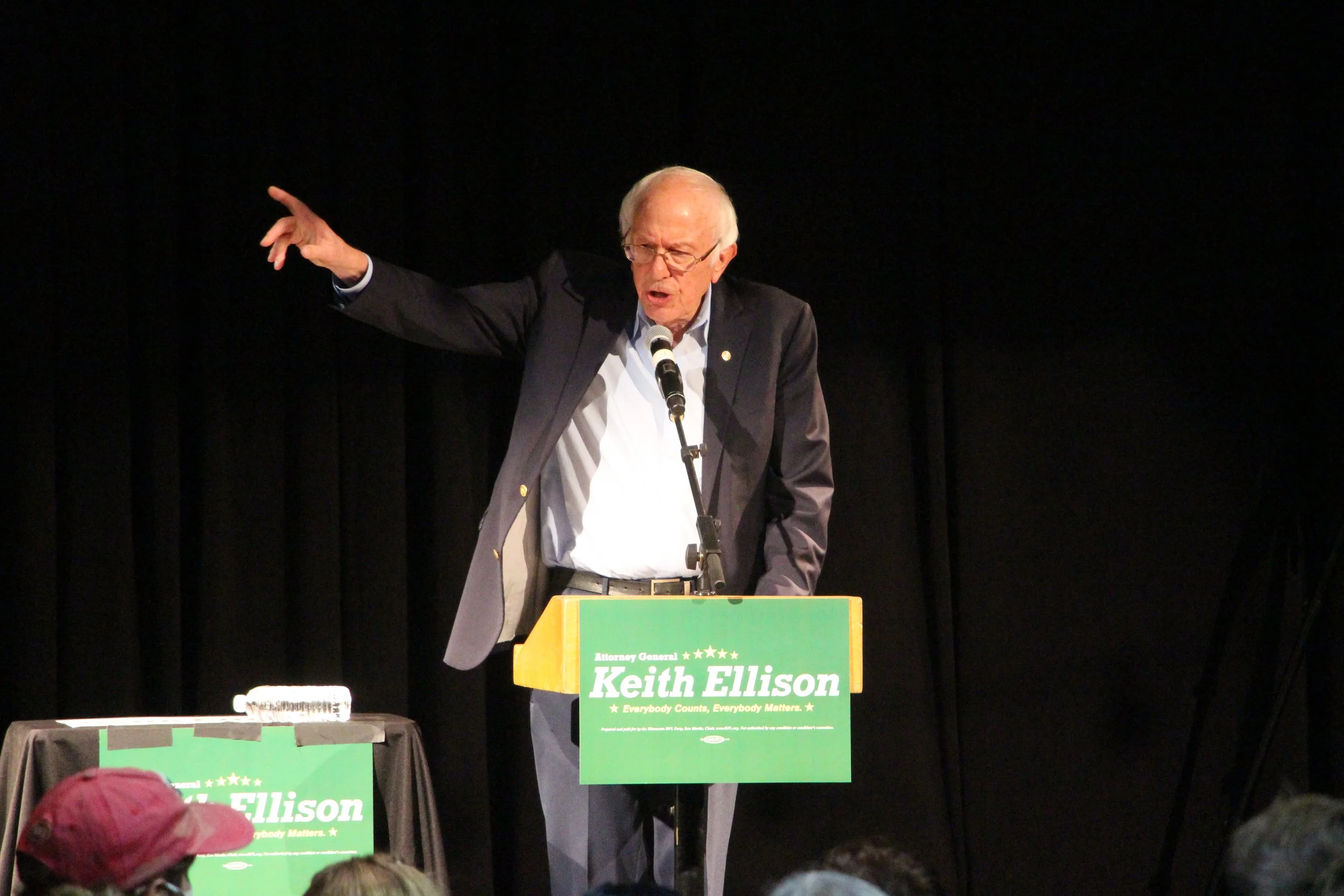 Bernie Sanders Joins AG Ellison at Campaign Event Ahead of Midterm Election